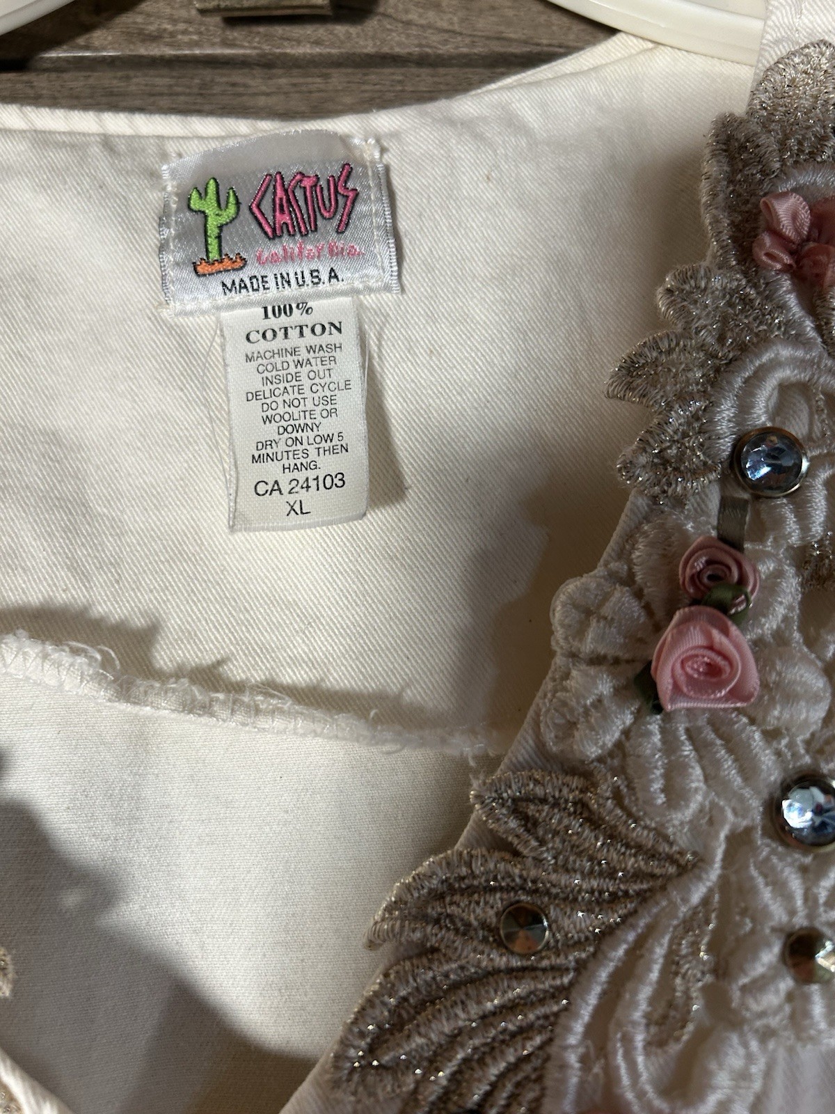 Country ChicCreamColored Denim Dress PearlButtons Appliqué Bedazzled VTG 80-90s