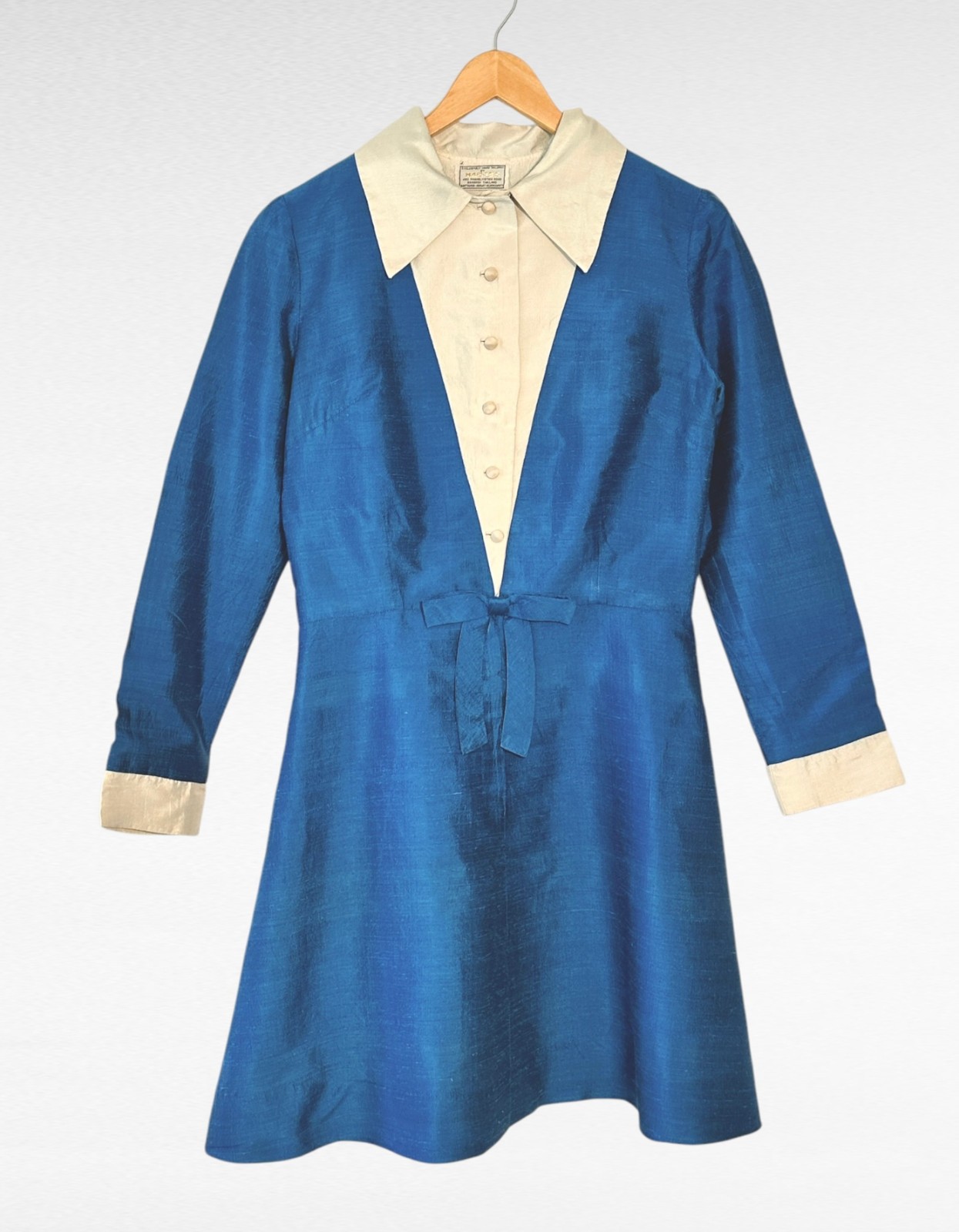 Luxury 1960s Thai Silk Dress Bangkok Hand Tailored Couture Blue White Size M