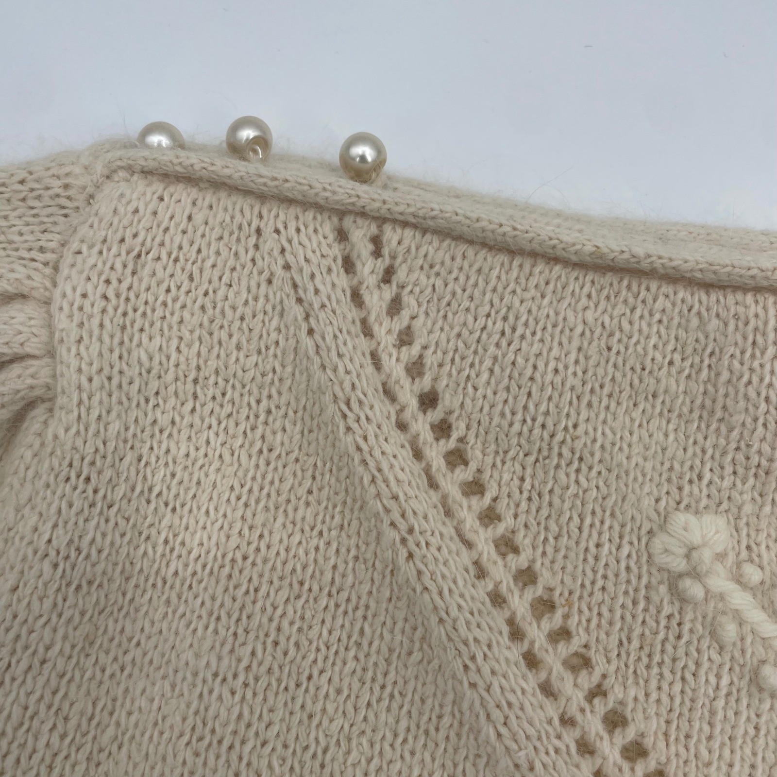 Vintage It’s Pure Gould Silk Angora Lambswool Sweater Cream Floral Pearl Large