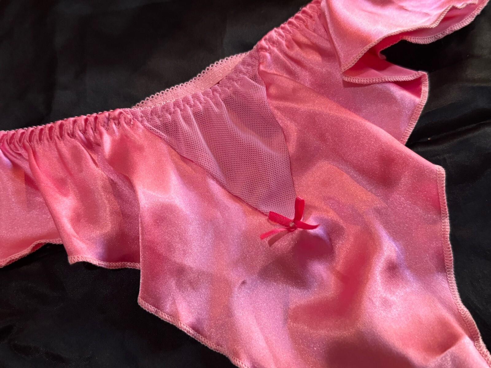 Sexy Vtg Style 1980s Satin Flutter Ruffle Baby Pink Girly Panties Sz L