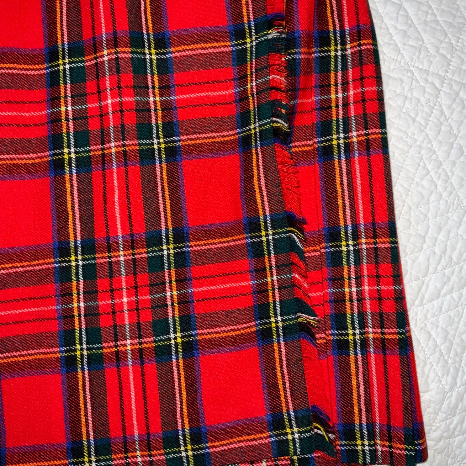 Vintage 90s Womens Kilt skirt size 4 to 6 red plaid pleated wool buckles