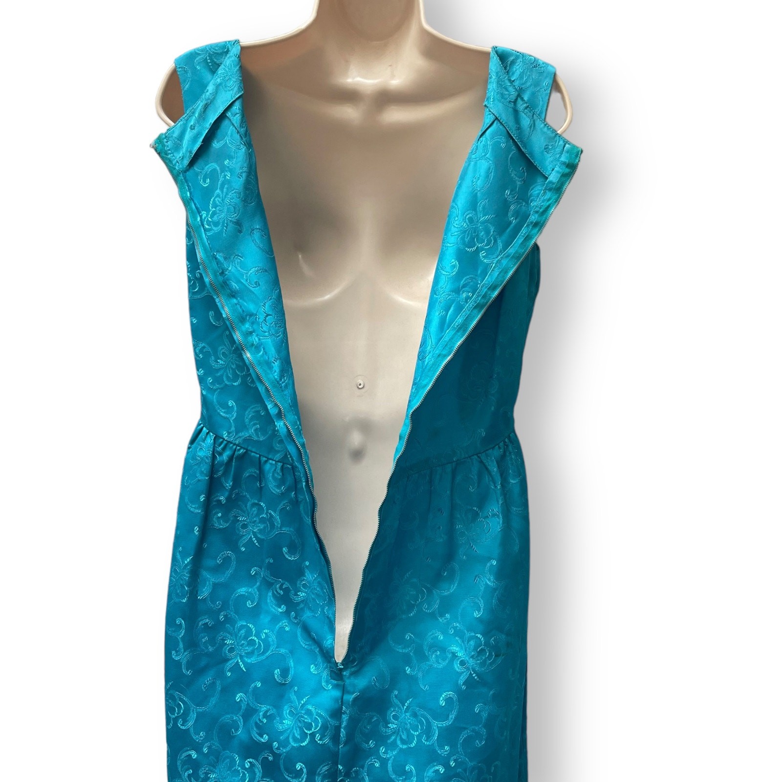 1960’s Empire Waist Teal Blue Chinese Floral Brocade Sleeveless Dress With Bows