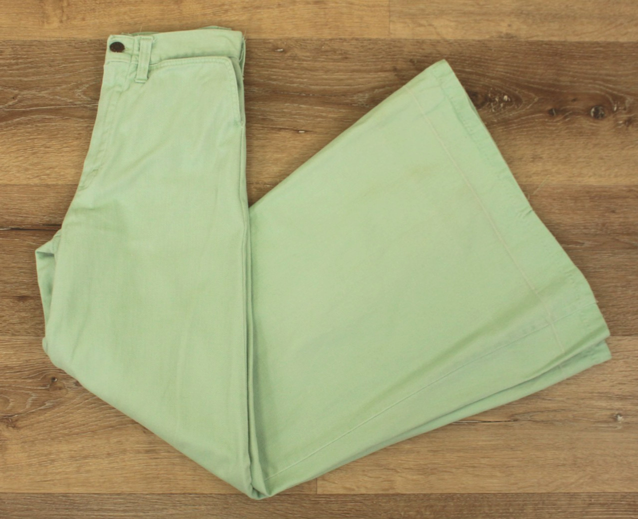 VTG Women’s 70s Mint Green Super Flare Bellbottoms Jeans XS / Sz 25″ 1970s