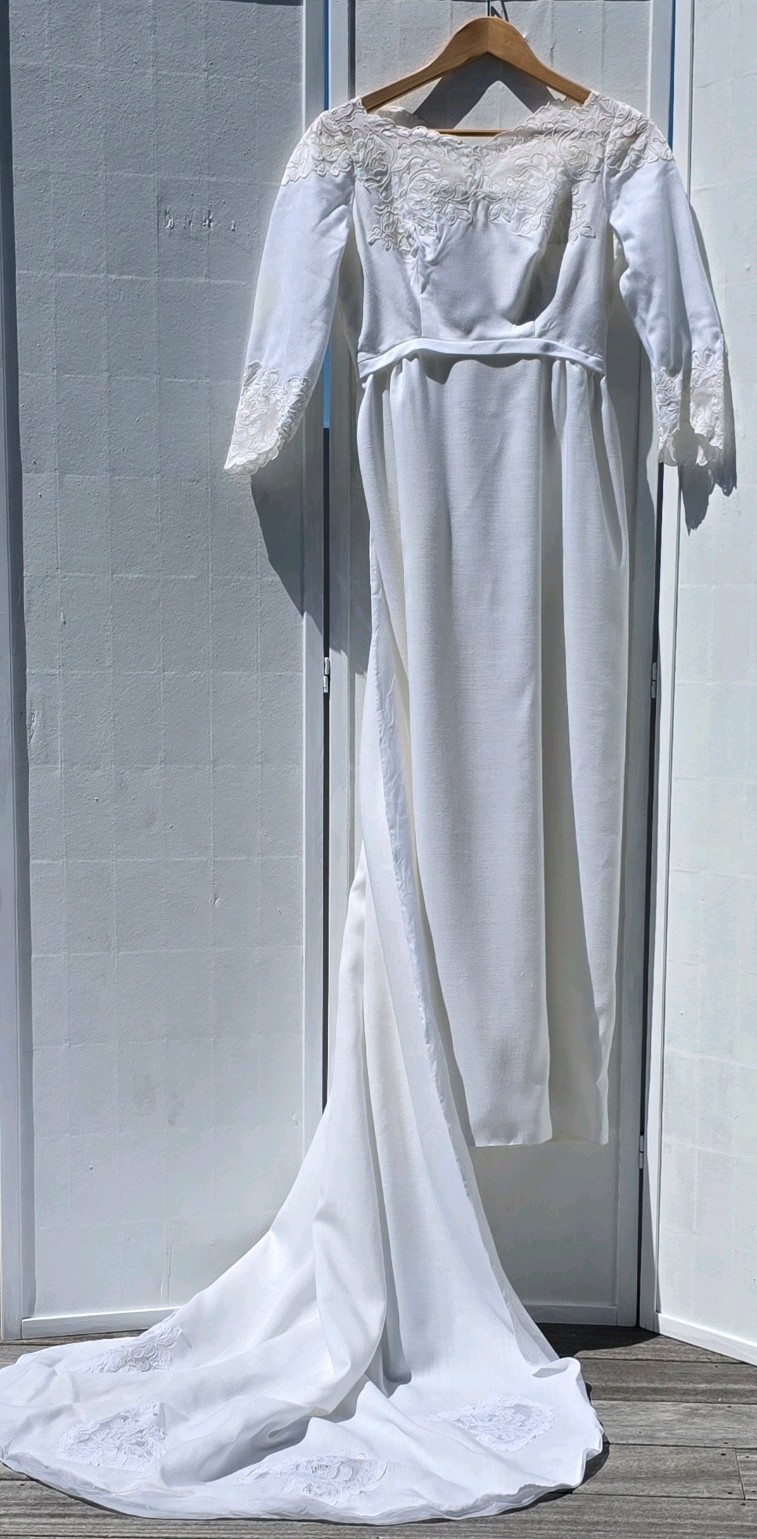 Vintage 1960s Wedding Gown Of Silk Linen And Alencon Lace, size Small/Petite