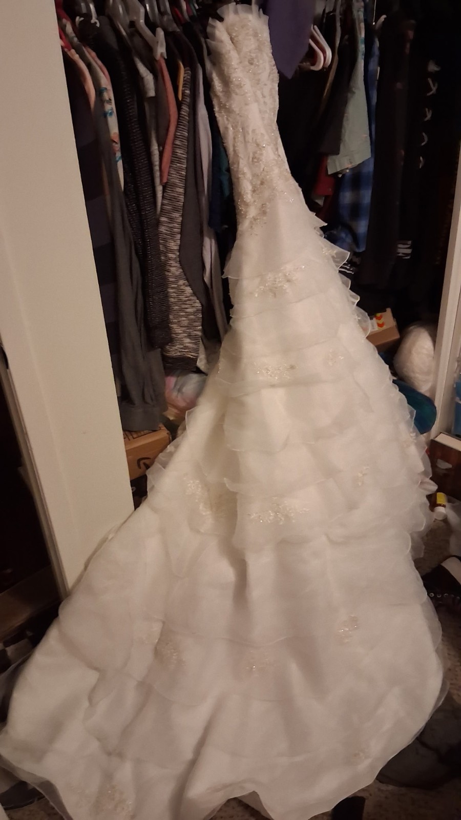 ♡ Oleg Cassini Wedding Dress ♡ Size 16 ♡ Sleeveless with lace and its own train