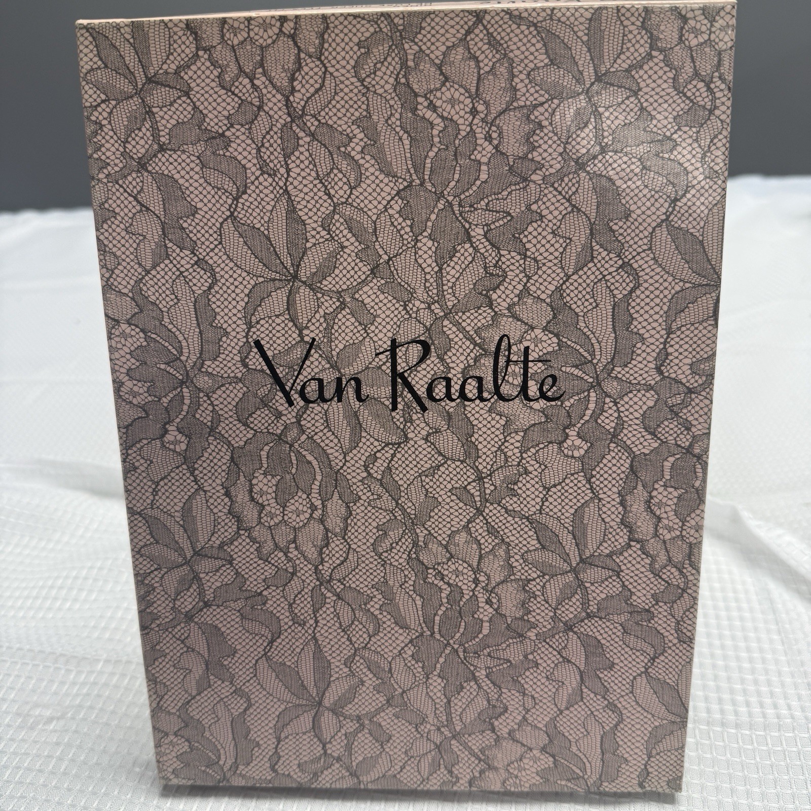 3 Vtg 50s Van Raalte Nines Sheer Highlight 8.5P Nylon Stockings Seams New Box