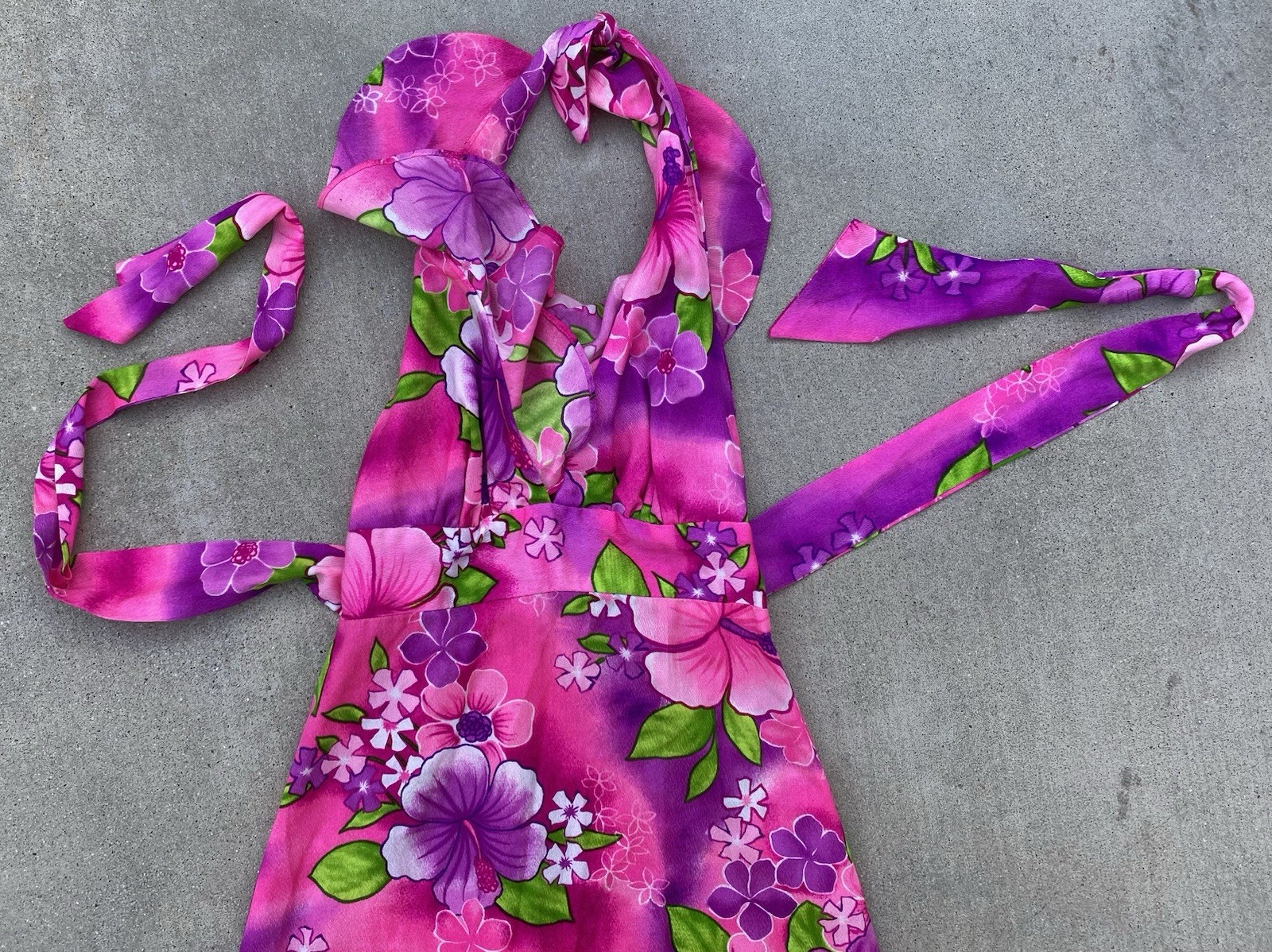 Vintage Pomare Hawaii Acrylic Hawaiian Halter Dress Ruffle Top Tiki Aloha Pink