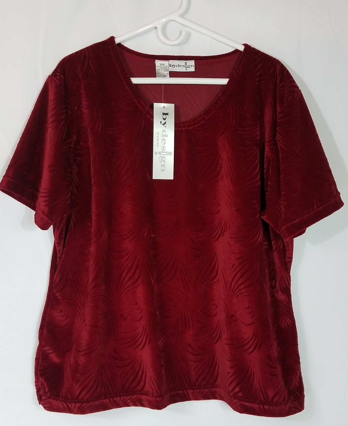 by design Woman Vintage Embossed Textured Velvet Top Burgandy Size 22W NEW