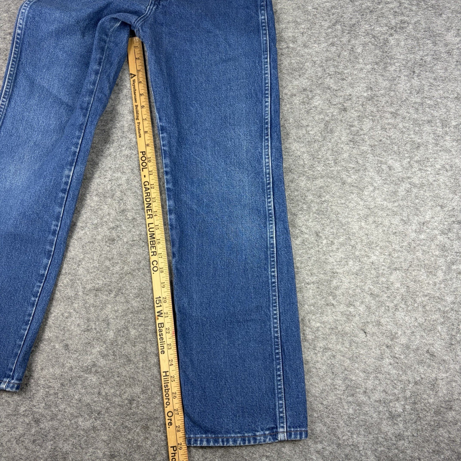 Vintage 90s Wrangler Cowboy Cut Jeans Blue Women’s 13MWZG 5×30 (Actual 24×29)