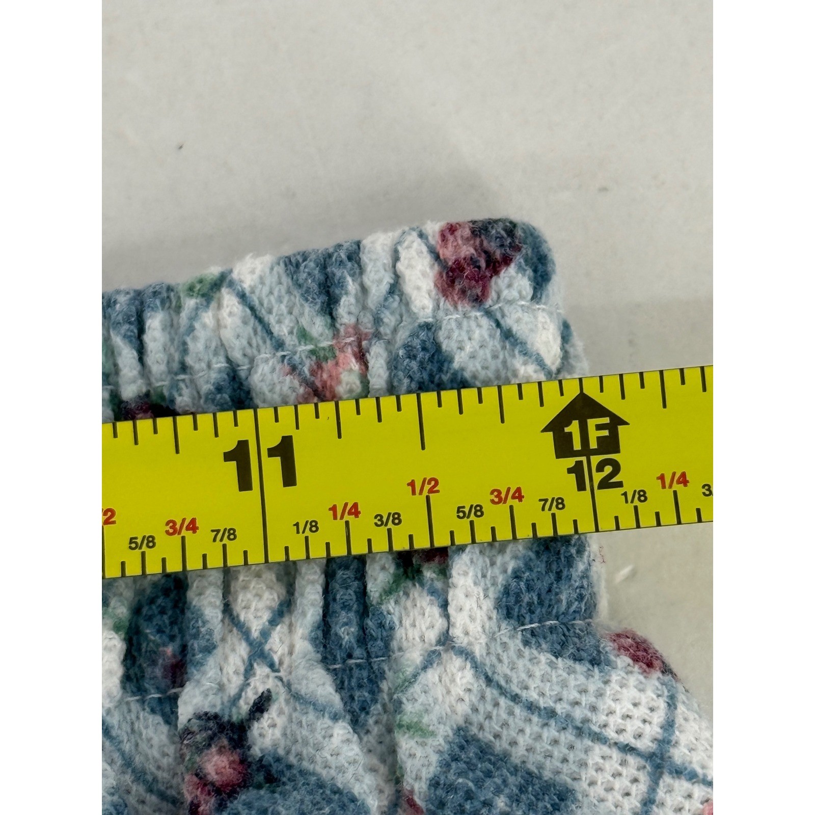 Petite Sophisticate Vintage 90s Floral Plaid Shorts Blue White Made in USA Sz M