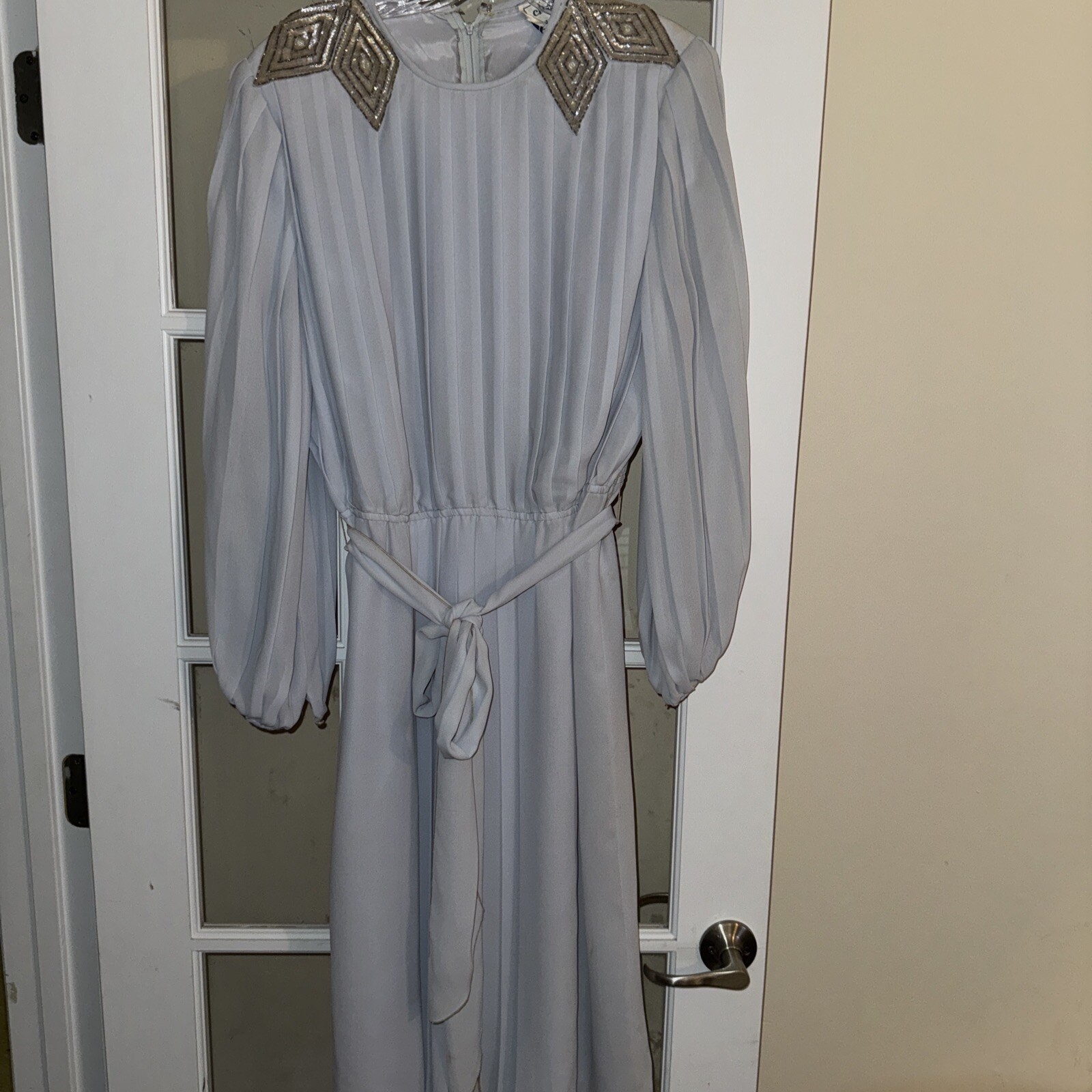 Vintage 1980s Classiques By Jackie Taub – Size 18 beaded blue pleated tie belt