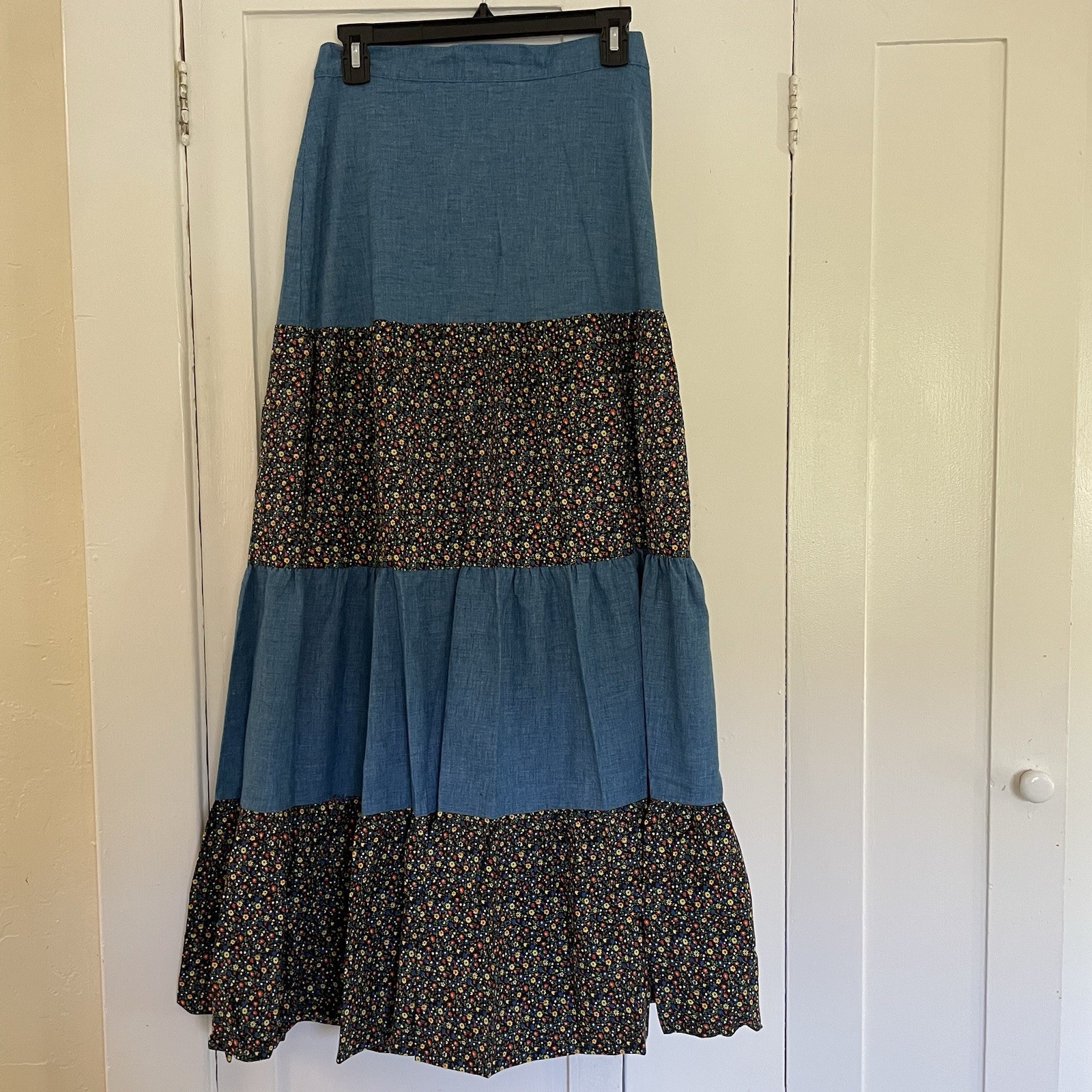 Vintage Tiered Maxie Prairie Skirt JC Penny Chambray And Floral Medium