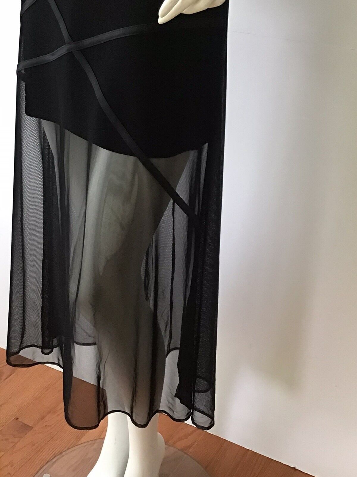 TADASHI Black Mesh Illusion Formal Cocktail Dress (Size 4)