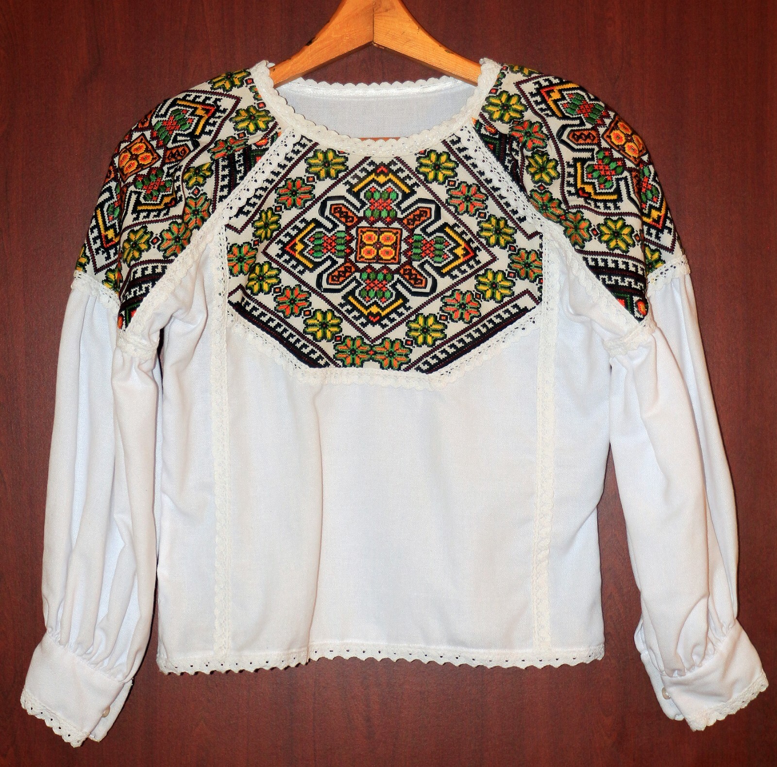 Handmade Ukrainian embroidery, high-quality threads, new