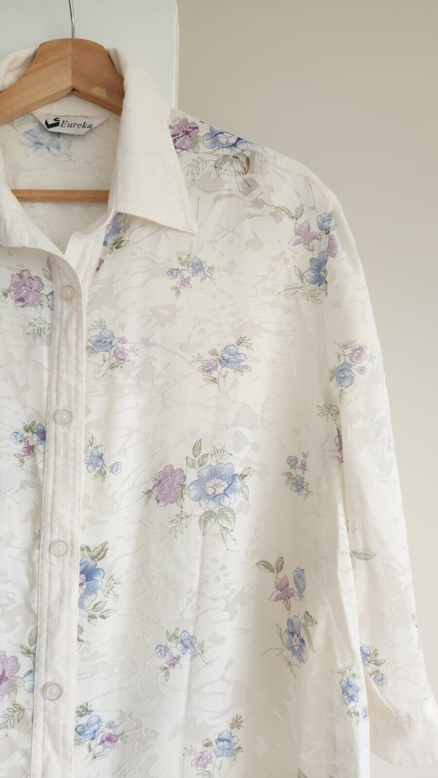 EUREKA Vintage White and Floral Button Up Shirt (Fits Size 10-14)