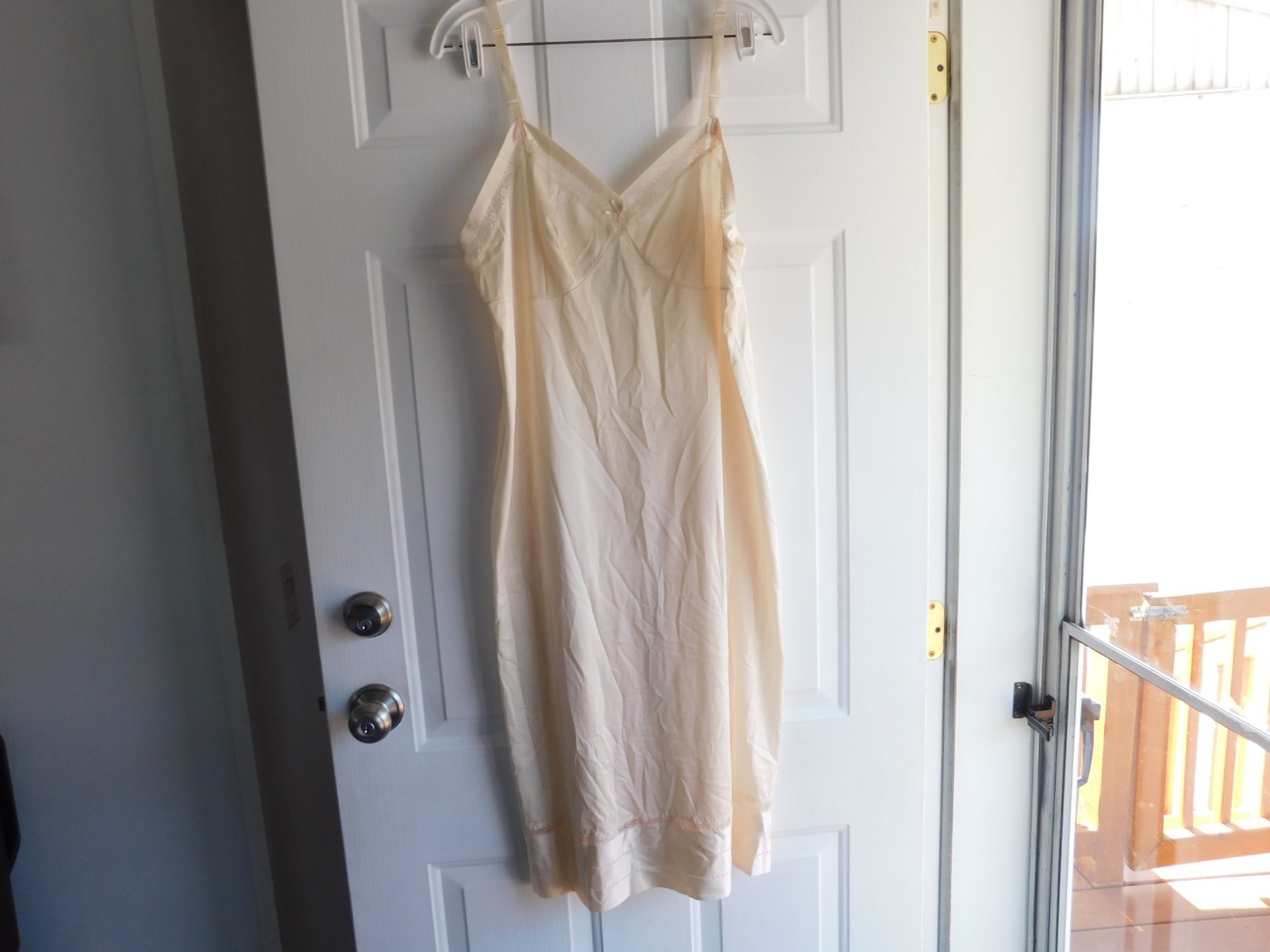 Vintage 100% Antron III Nylon Size 40 Tall Lace Trim Slip