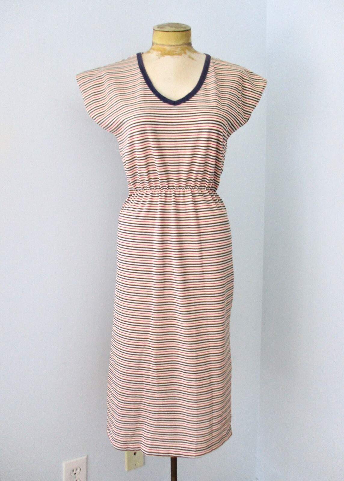 Vtg 70s Red Blue White Stripe Stretchy Knit V-Neck Fit Flare Day Dress Casual L