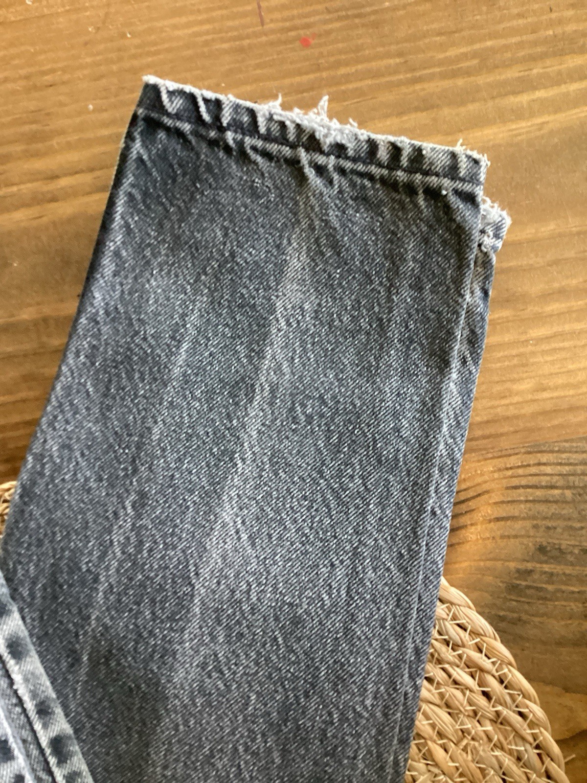 Vintage Women’s Size 2 Faded Black Levi’s 550 High Rise Straight Leg Mom Denim