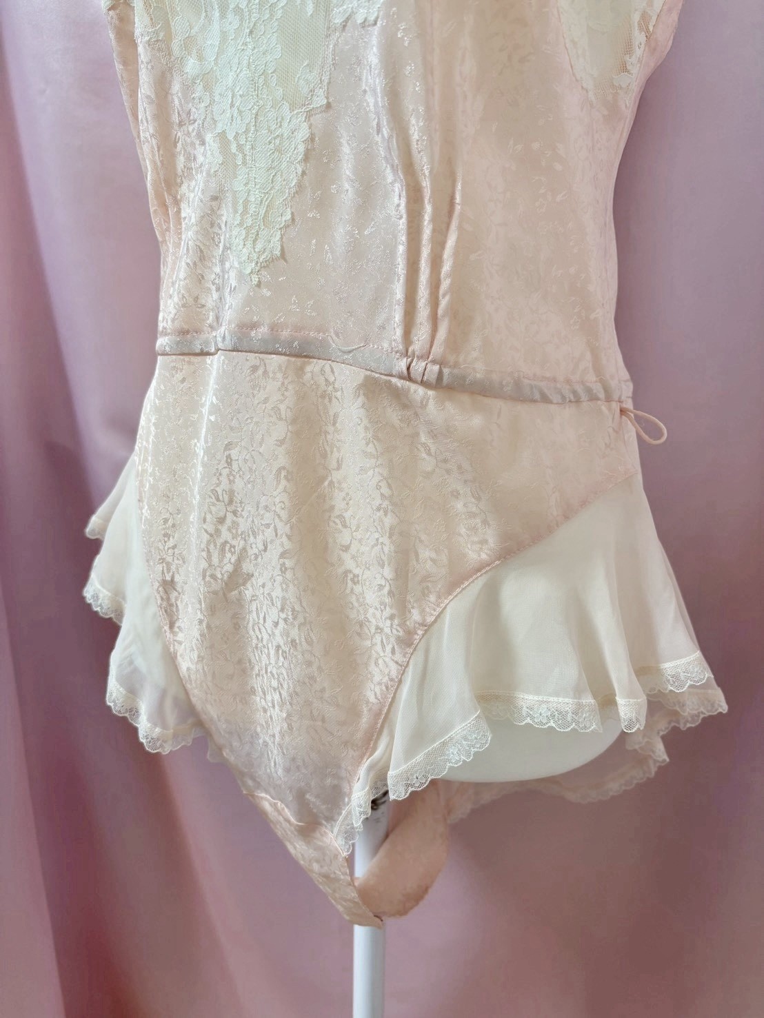 Vintage 1980s Victoria’s Secret Pink Satin Lace Teddy Lingerie Kawaii