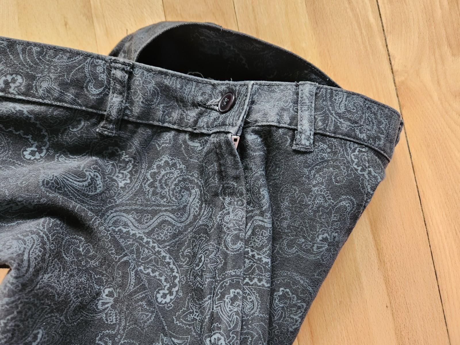 Vintage 80s US Wear 11/12 Black Gray Paisley Print High Waist Stirrup Pant 28×26