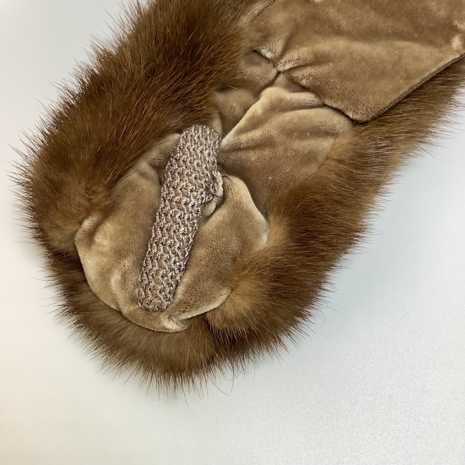 Vintage Mink Fur Scarf Collar with Velvet Lining and Coat Clips Brown No Tag 34”