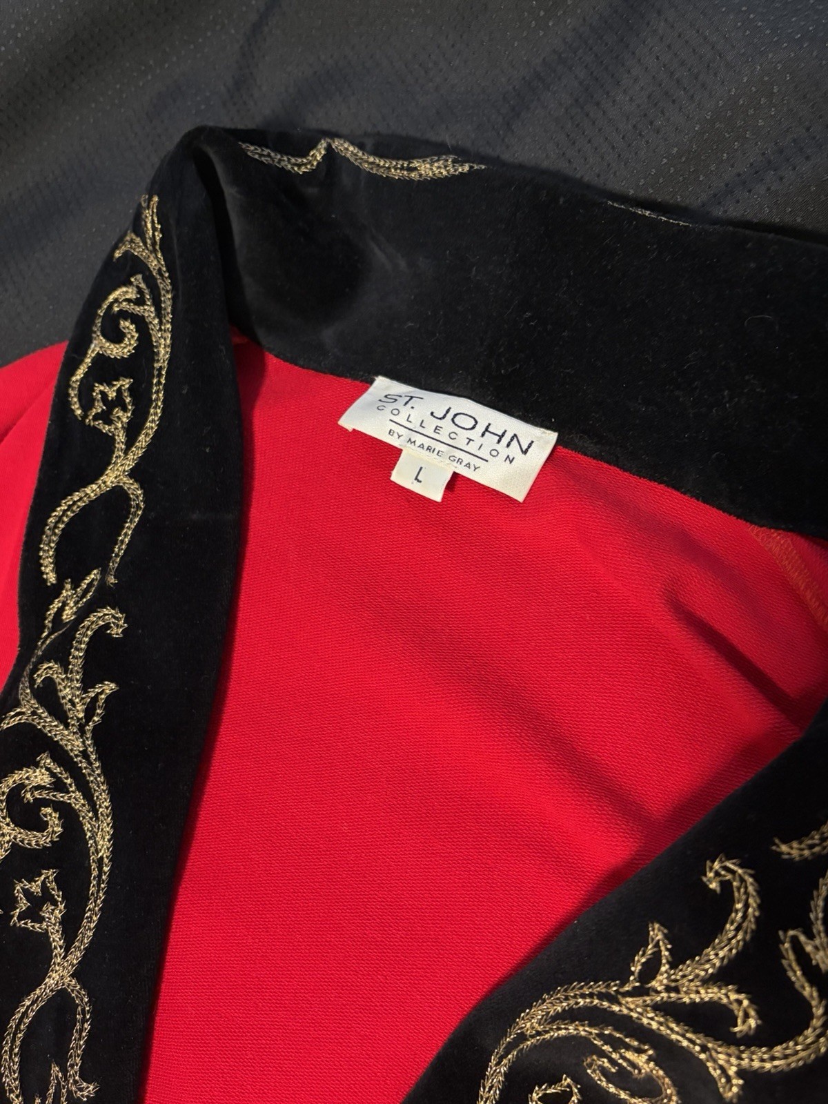 ST JOHN COLLECTION By Marie Gray~L~Red Robe Black Velvet Embroidered Collar Vtg