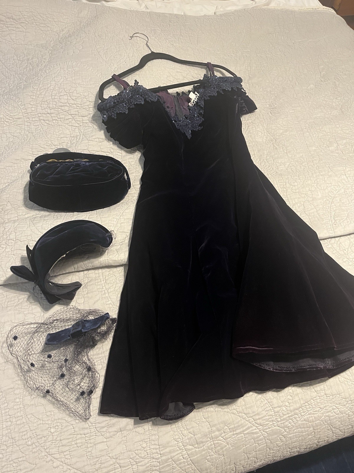 Vintage Blue Velvet Dress Set Purse Fascinator Hat Formal Evening Cocktail SZ 10