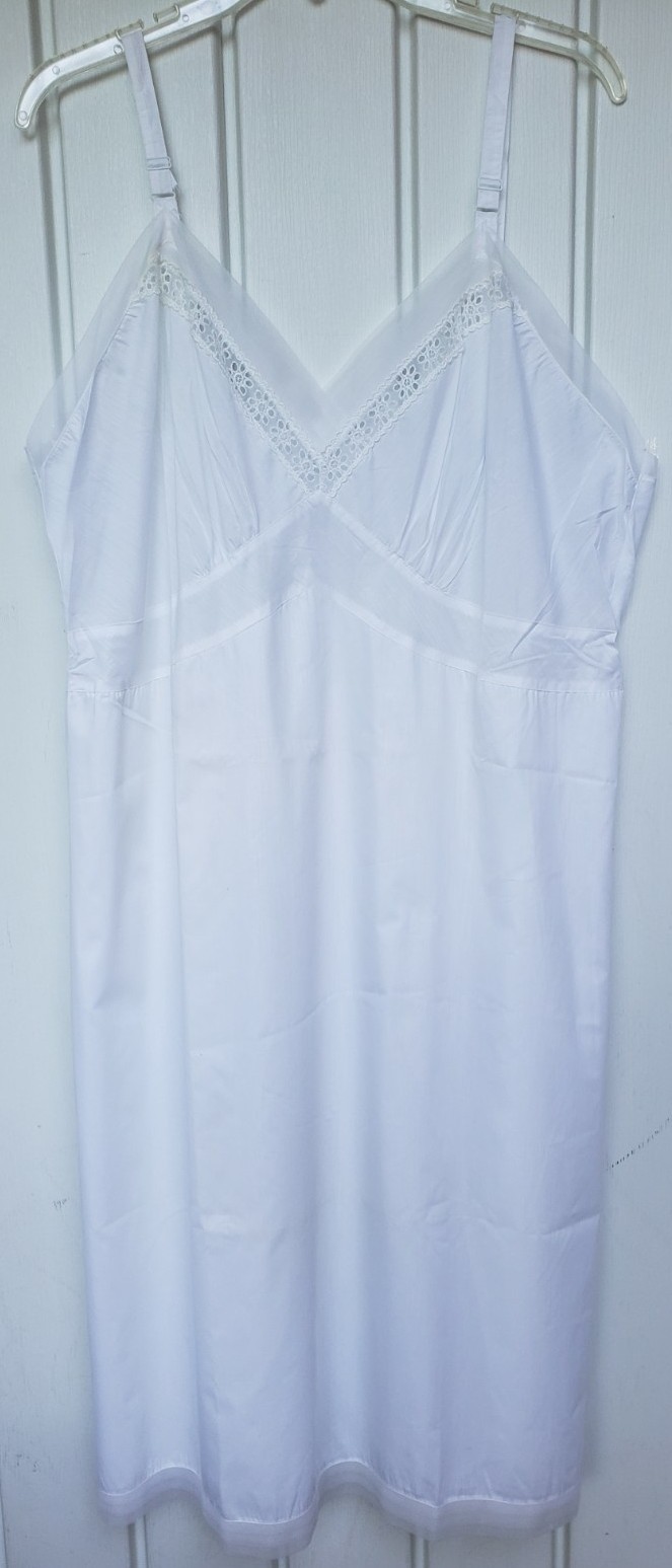 Vintage Schranks Fashion Stride Plus Size 44 Full Slip White Chiffon Lace Fem