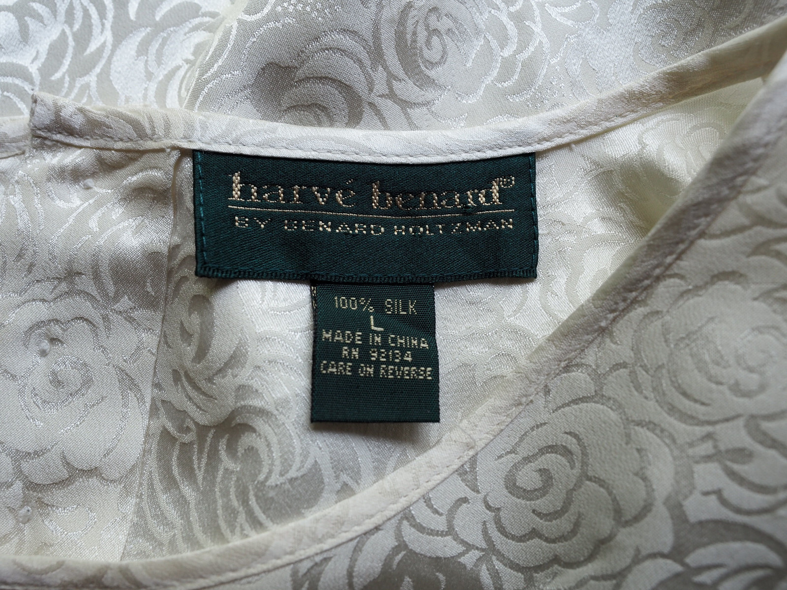 Vintage Harve Bernard by Bernard Holtzman Silk Blouse Jacquard Floral Ivory L