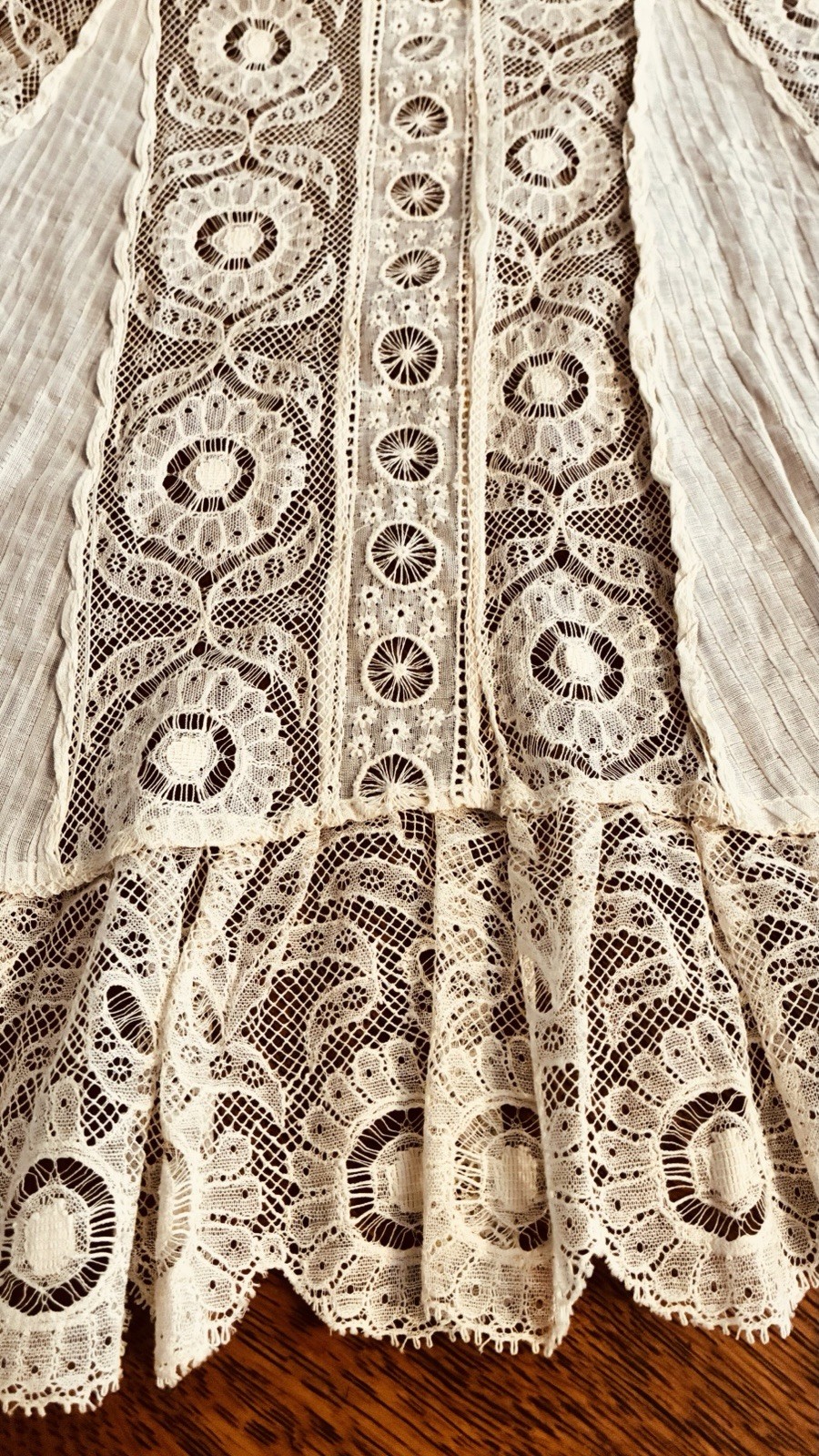 Edwardian White Cotton Petticoat Spider Medallion Brussels Lace Eyelet Ladders