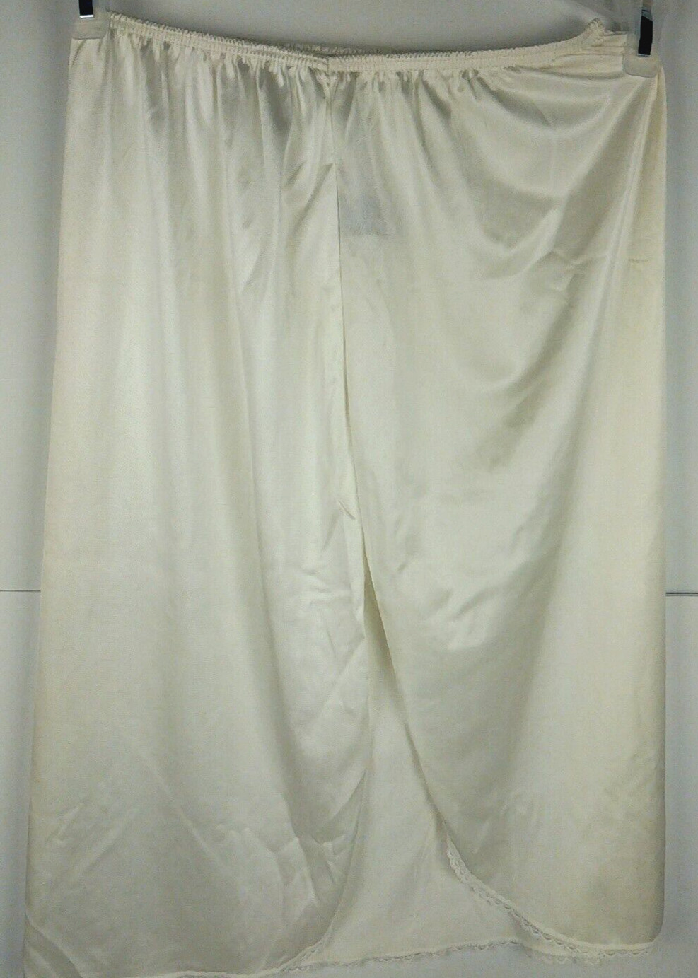 Vassarette Ladies 100% Nylon White 25″ Long Half Slip Size M (63)