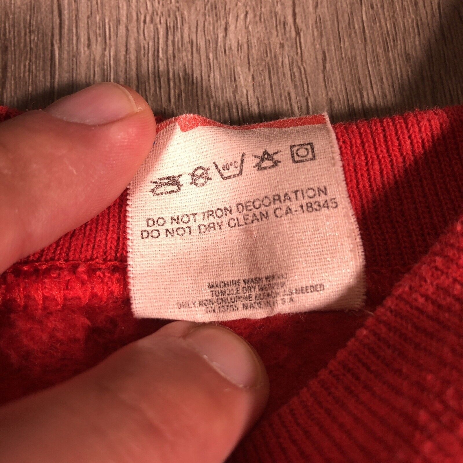 vintage Sweater Red Size Large royal princess Cruise Ship Sweatshirt Women’s Kid