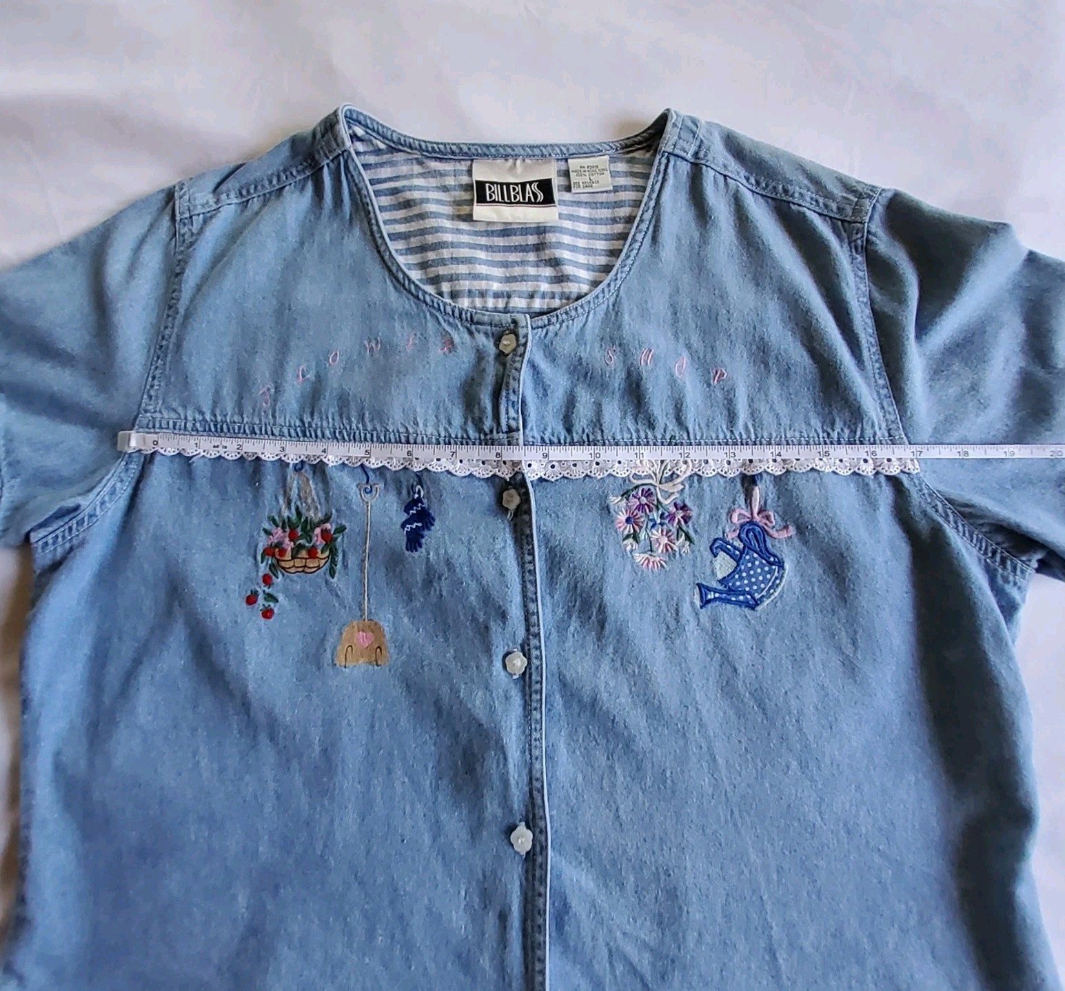 VTG 90s Bill Blass Large Denim Shirt Embroidered Plants Lace Grandmacore