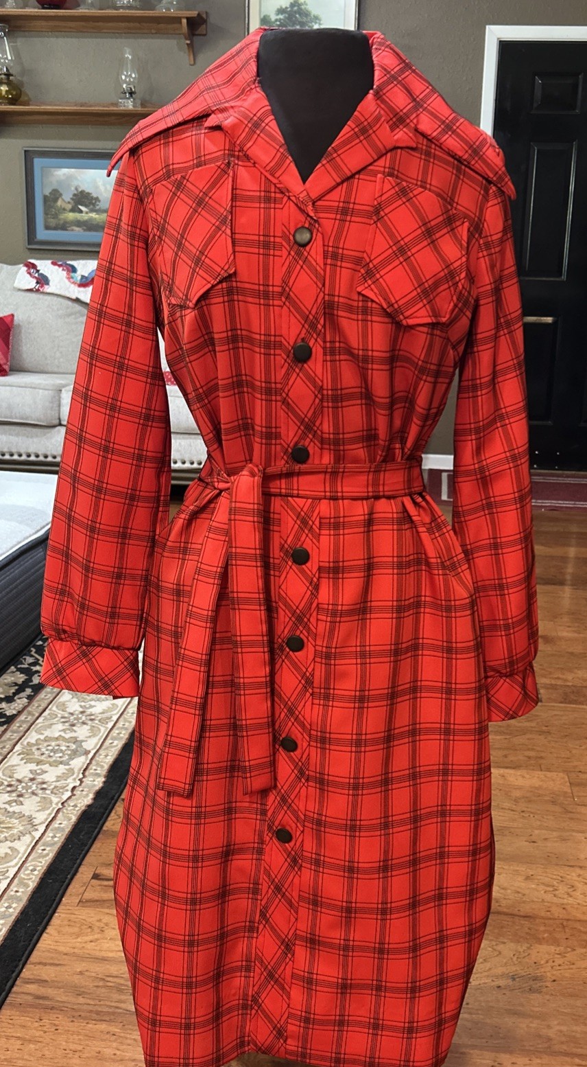 Vintage Red Black Plaid stripes Shirt Dress Polyester Knit Medium Large EUC