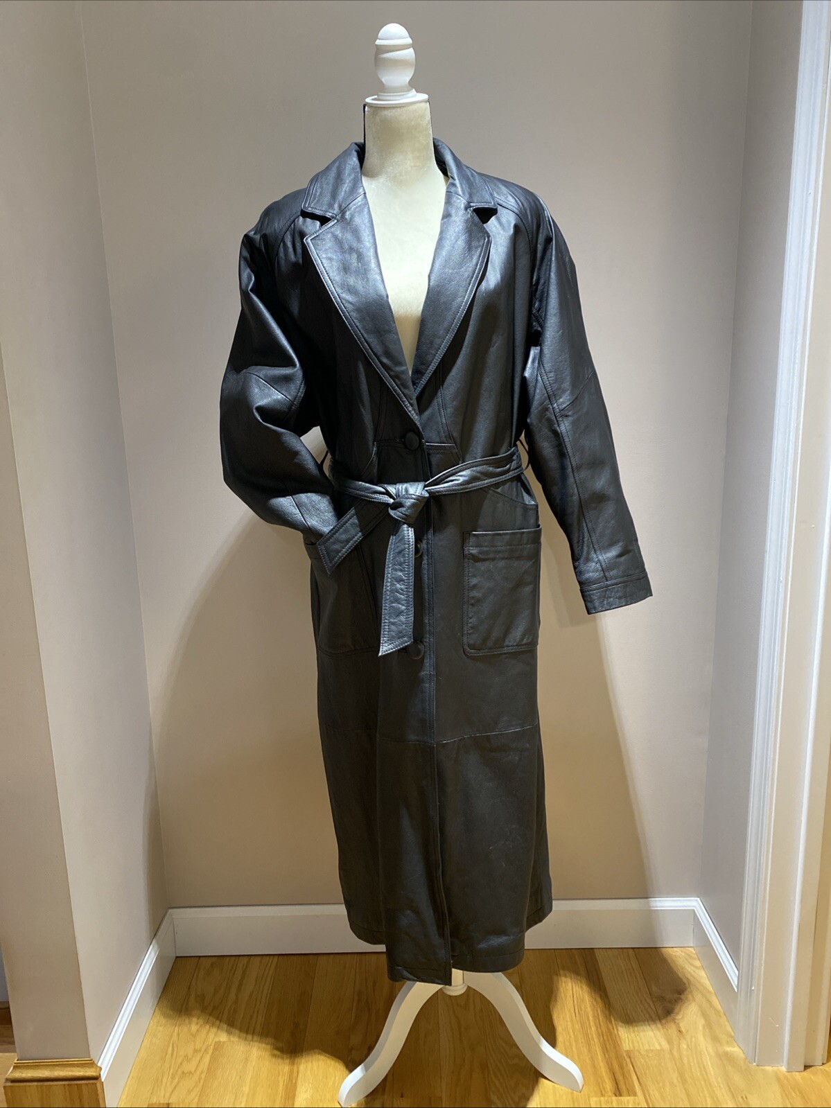 Vintage 1990’s Women’s Full Length Leather Coat. Liz Baker Essentials.
