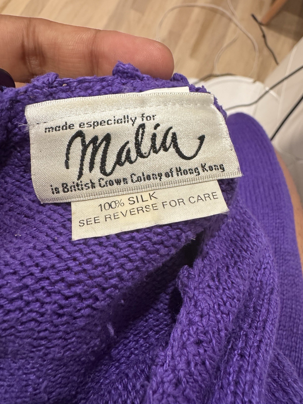 Vintage 1970s-80s Malia 100% Silk Purple Knit Sweater British Hong Kong Large