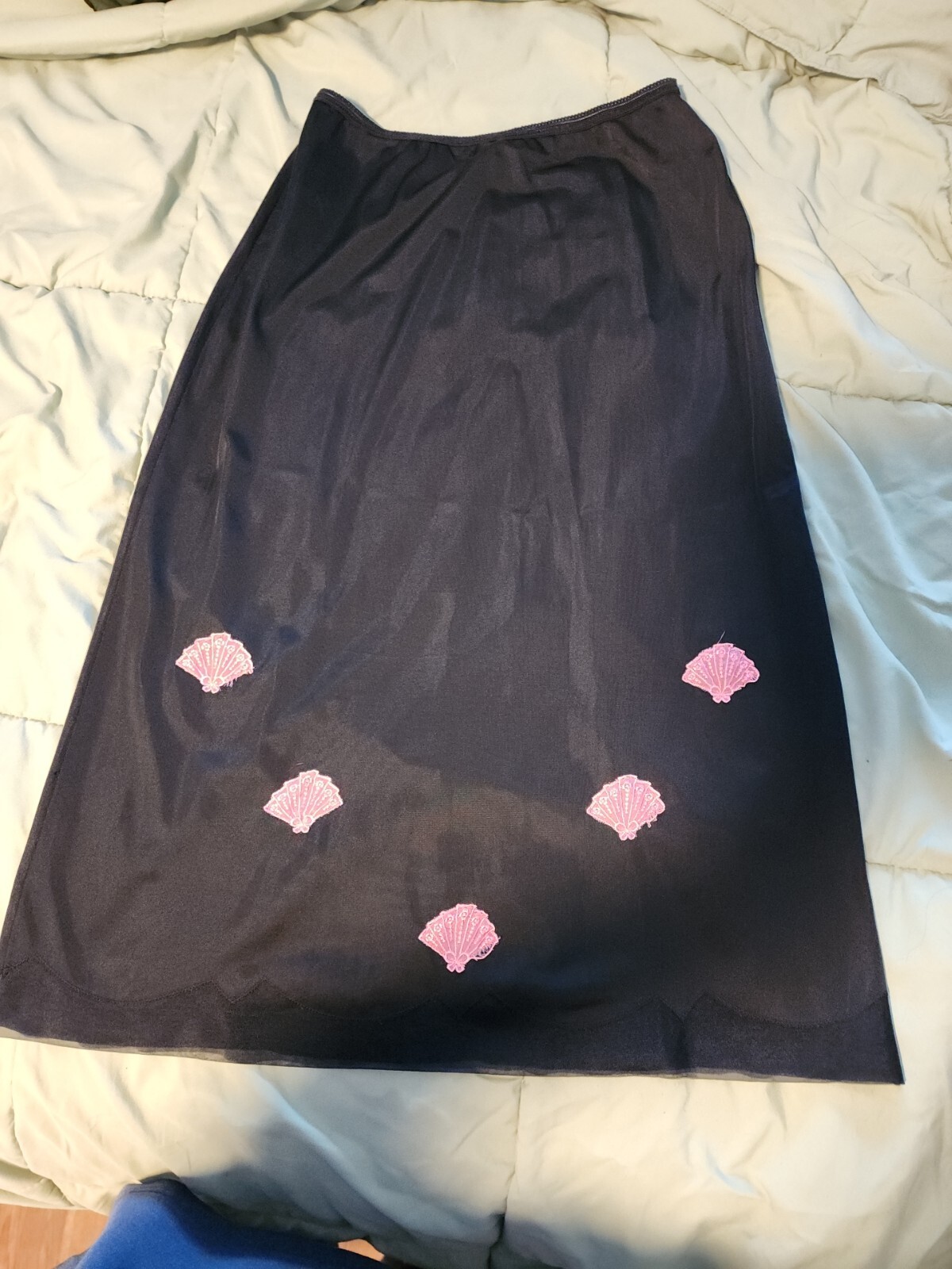 Vintage 1960s Black Luxite by Kayser PINK FANS Lace and Nylon Half Slip Medium