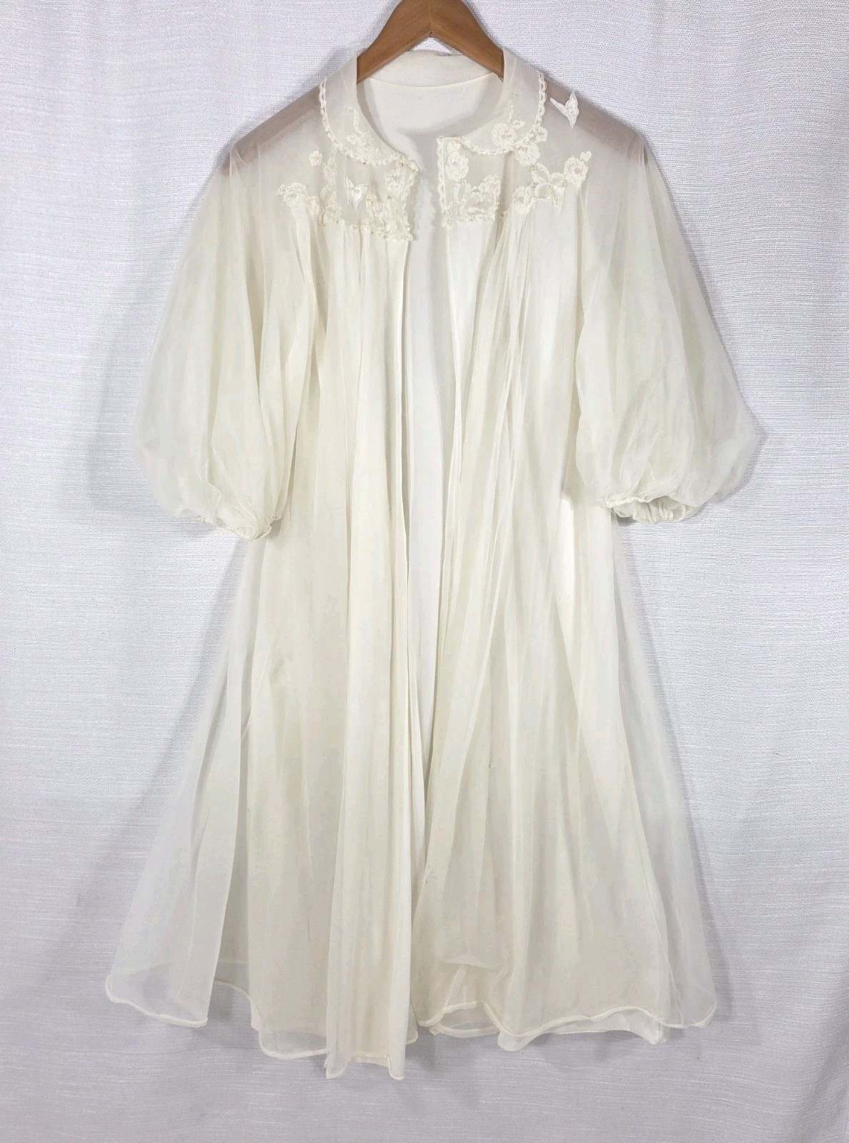 Artemis Vtg Peignoir Robe Medium White Sheer Nylon Lace Butterfly Bridal Flaws