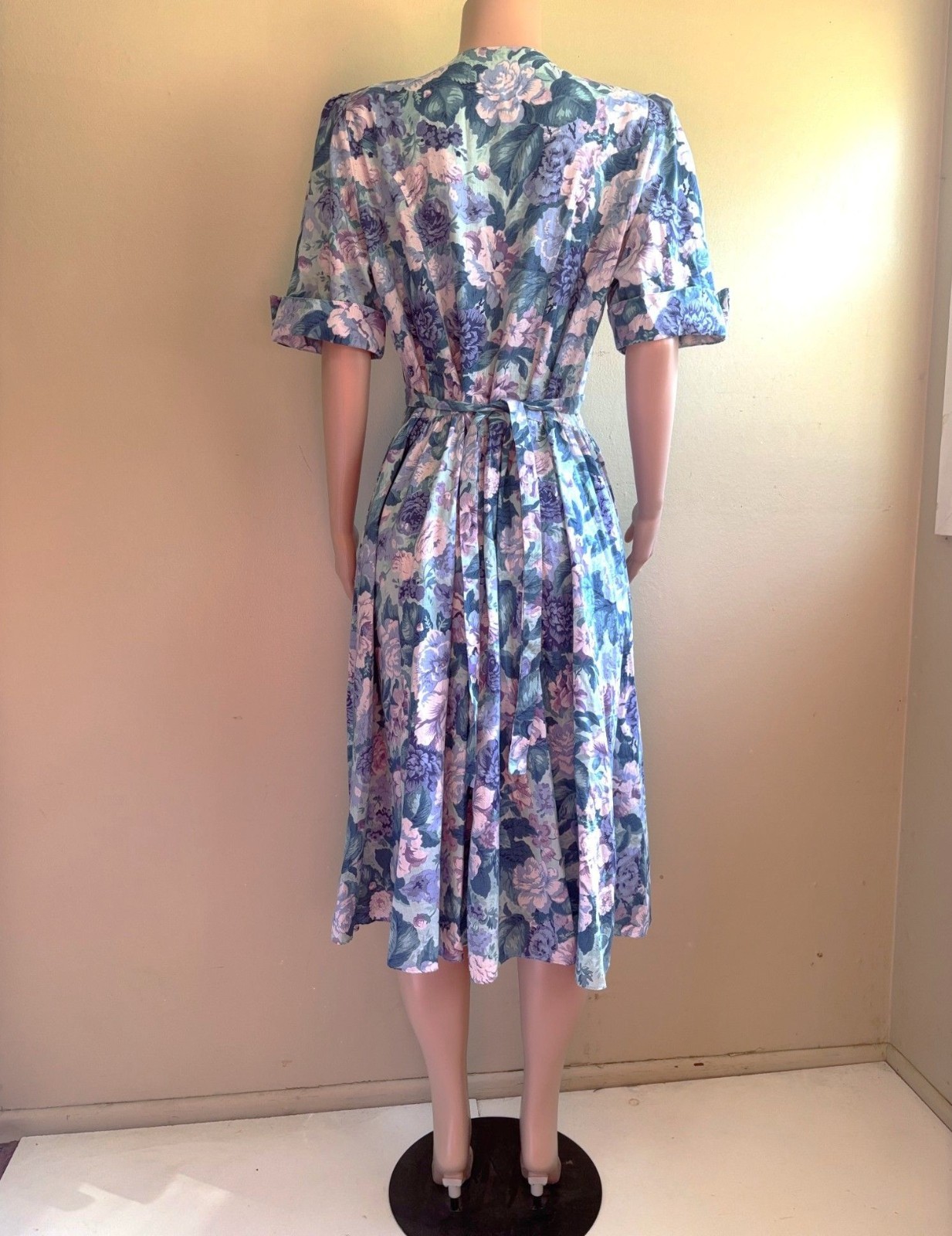 Vintage 80s Country Day Dress XL Button Up Tie Back Retro 40s Pastel Floral