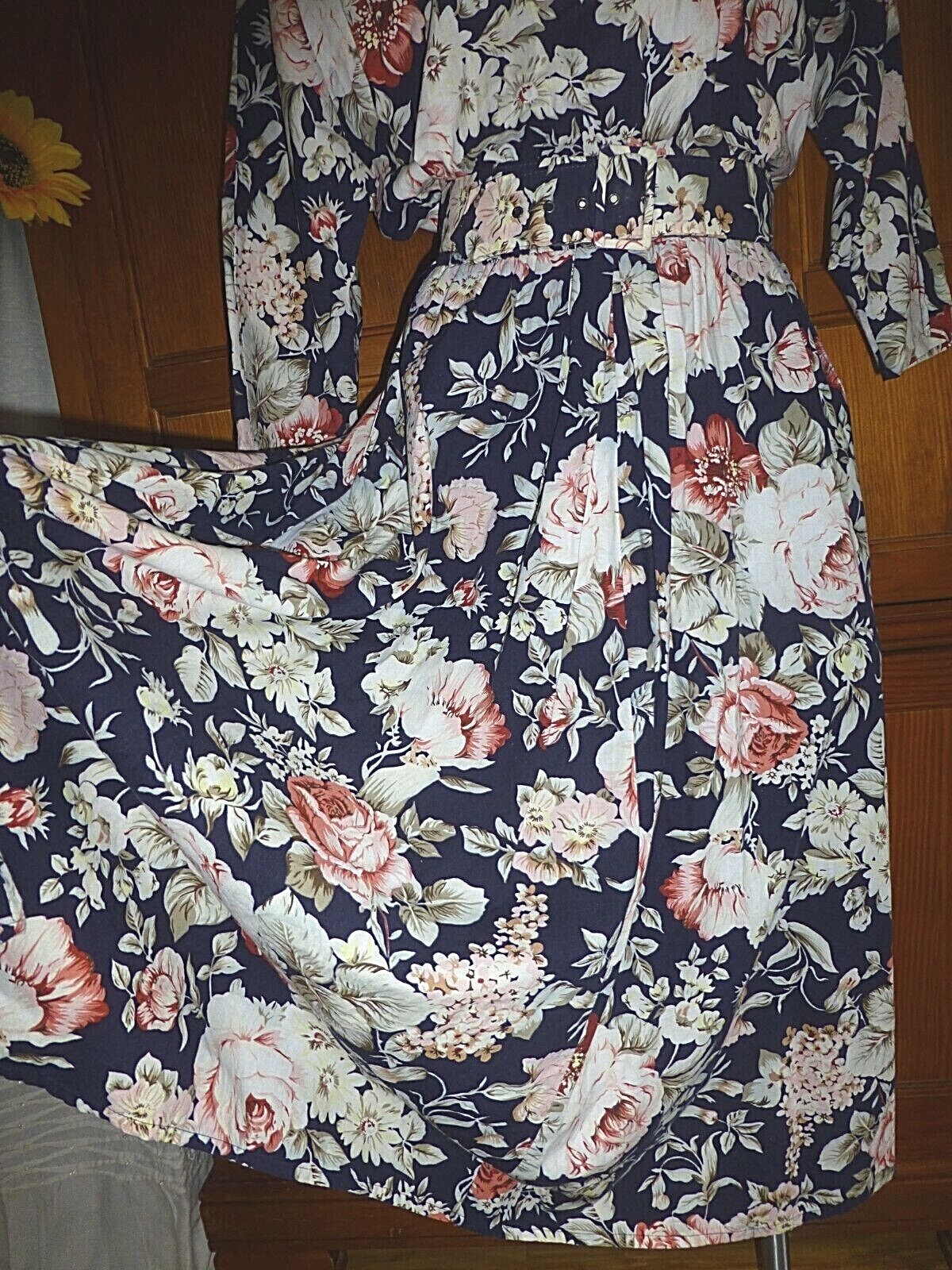 VTG 80s Floral Garden Print Cotton Boho Country Batwing Slv Midi belted DRESS M