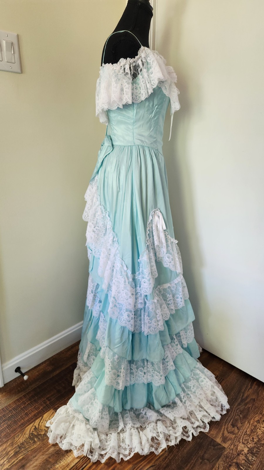 Vintage Flirtations 80s Prarie Dress Women’s Small Teal Blue Lots of Lace USA