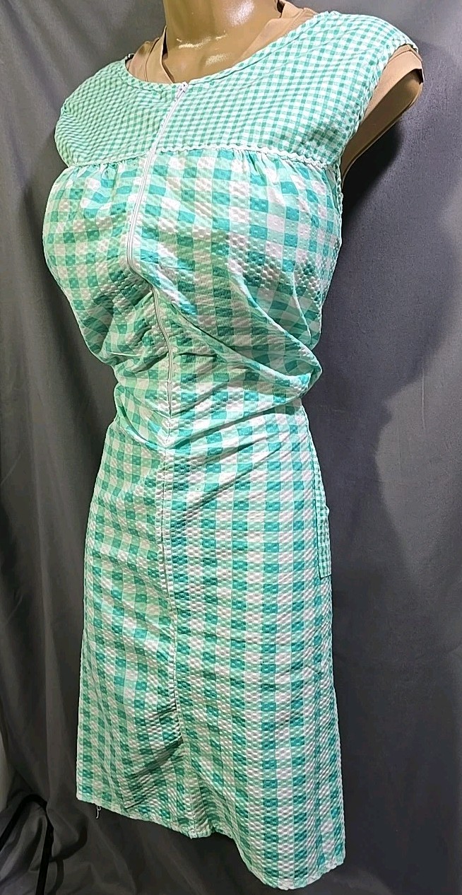 Sexy Retro Housecoat Housedress 1/2 Zip With Pockets Green Gingham 2X