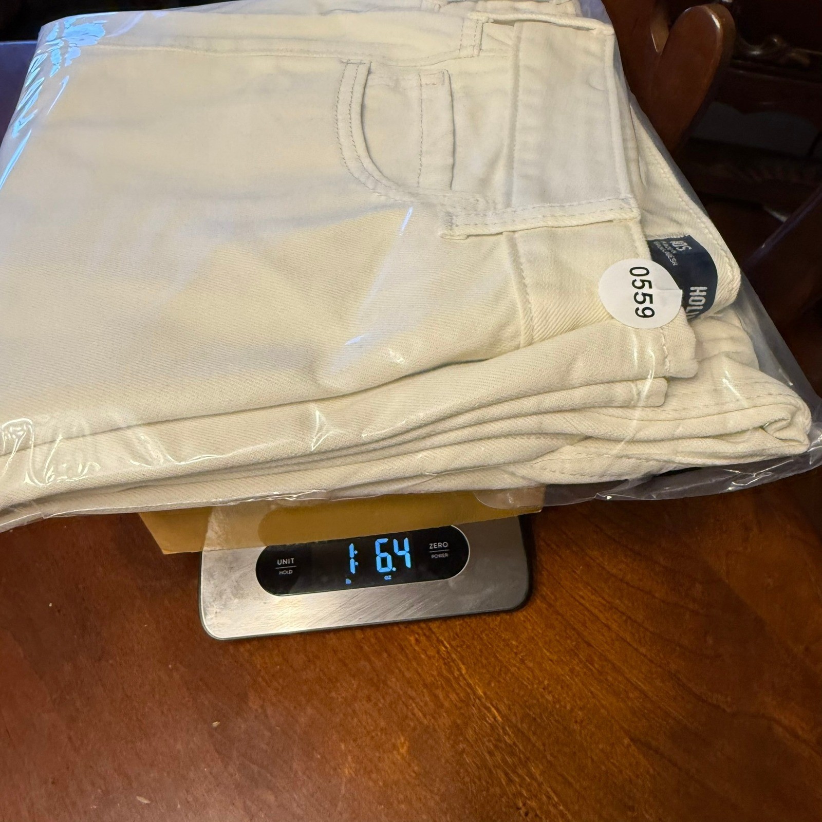 NWT Hollister Size 10S / W30S Ultra High Rise Baggy Jeans Cream Cotton 90’s y2k