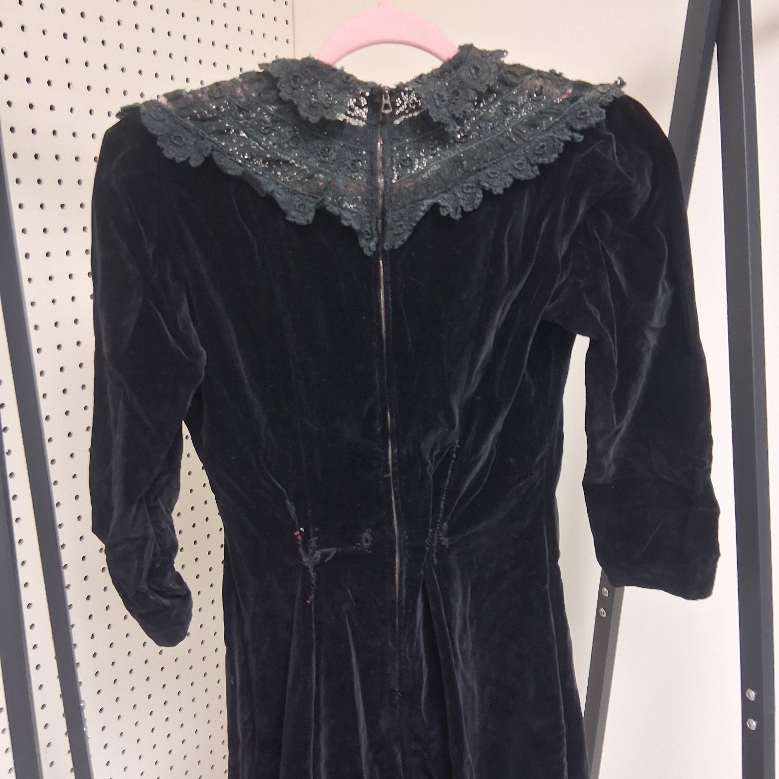 Antique 1930 Black Velvet Lace Dress Gothic Mourning Edwardian Revival Talon Zip
