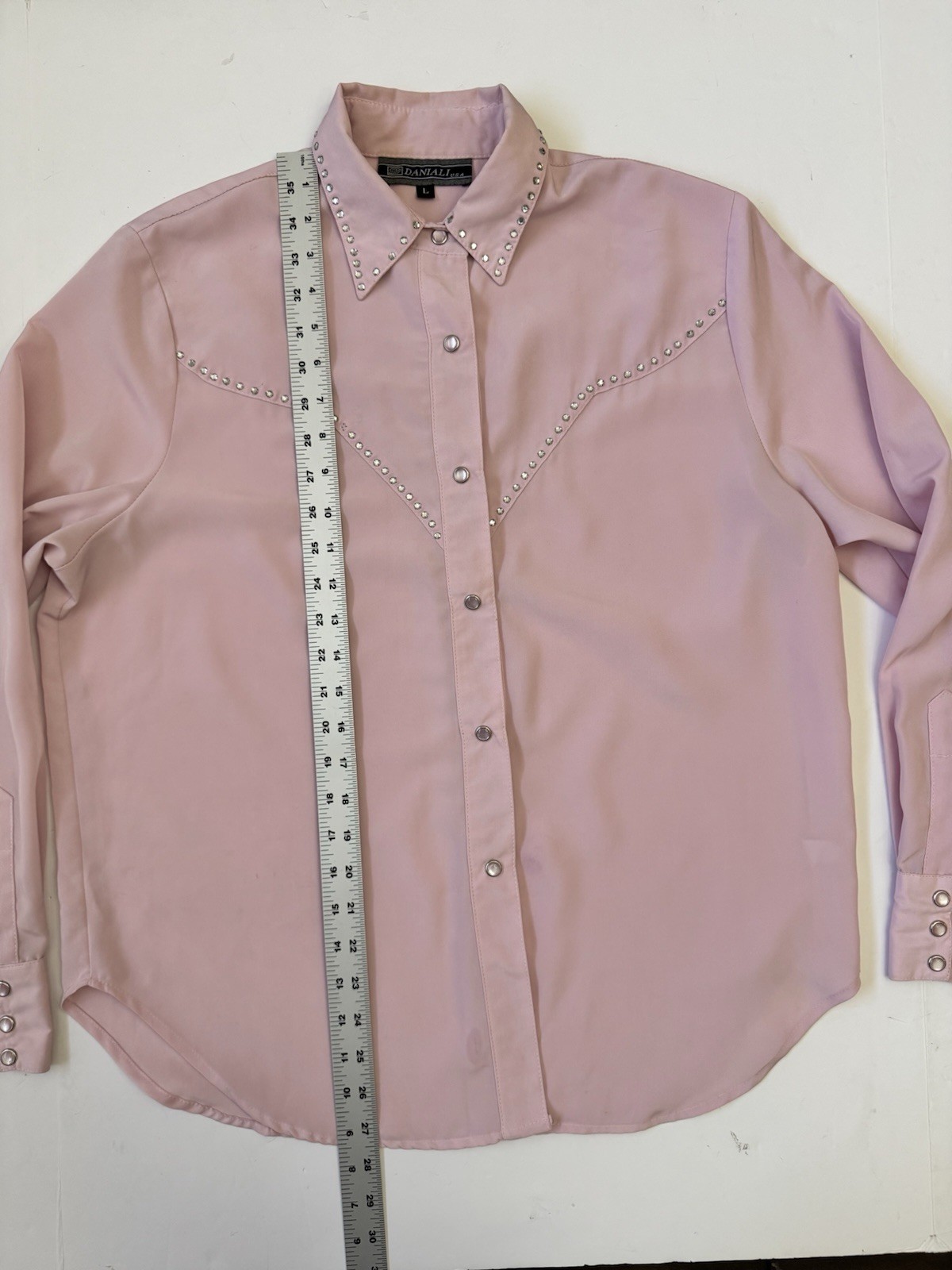 VTG Daniali USA Pink Western Rhinestone Shirt Women’s Large Snap Microfiber