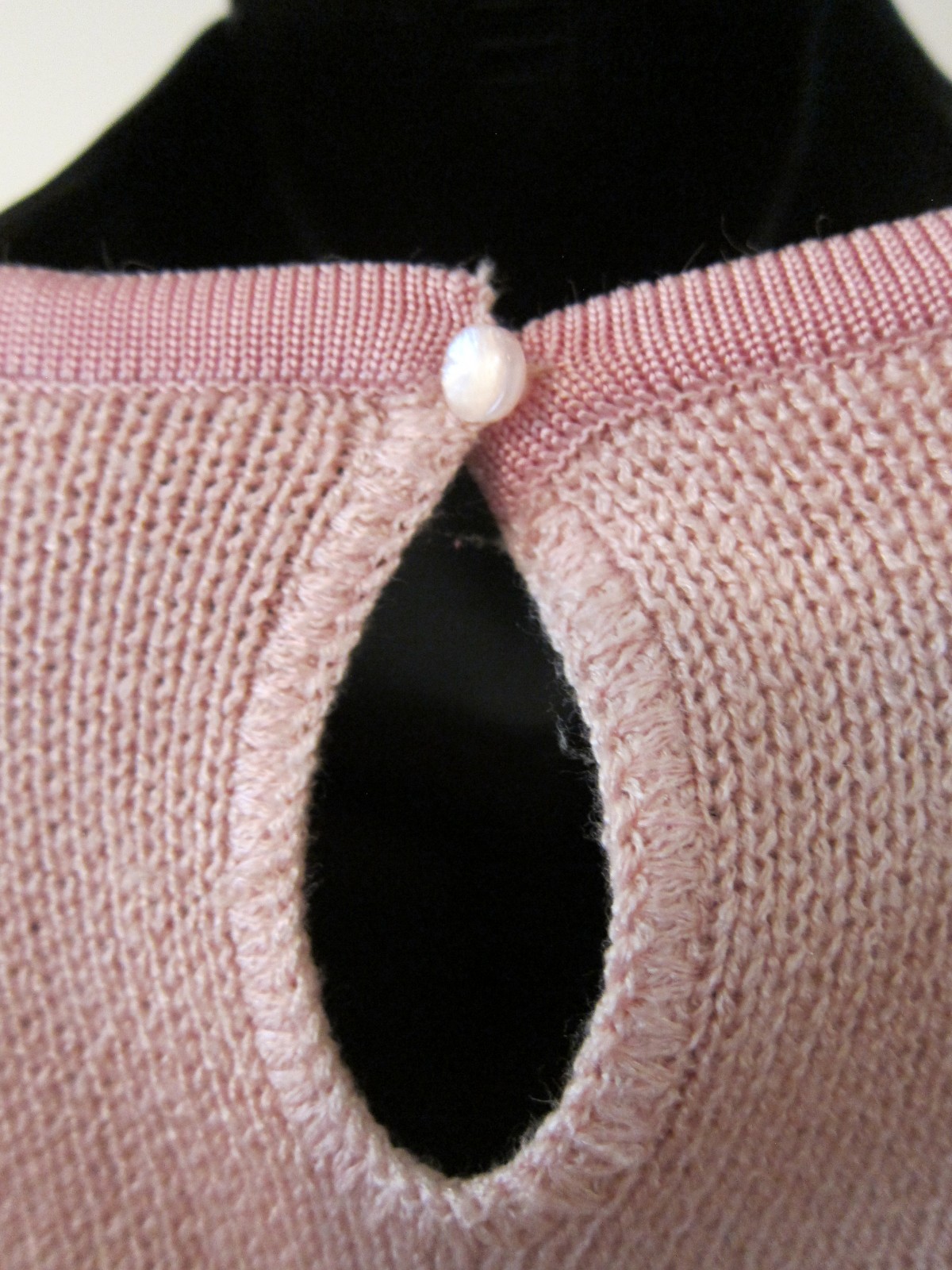 Vivanti Pink Tones Vtg 1980s Jewel Neckline Pullover Sz 14 Sweater Made in USA