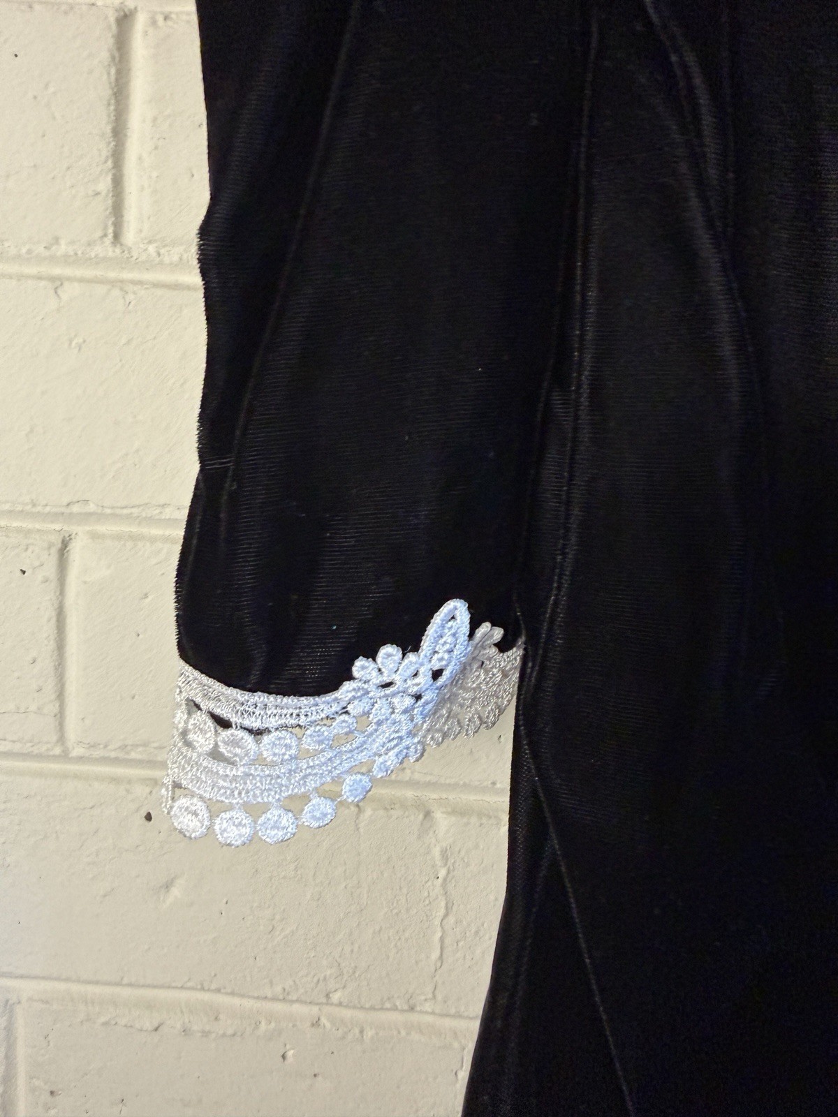 Miss Ashlee Dress Women 8 Blk Velvet White Lace Drop Waist Dble Ruffle Romantic