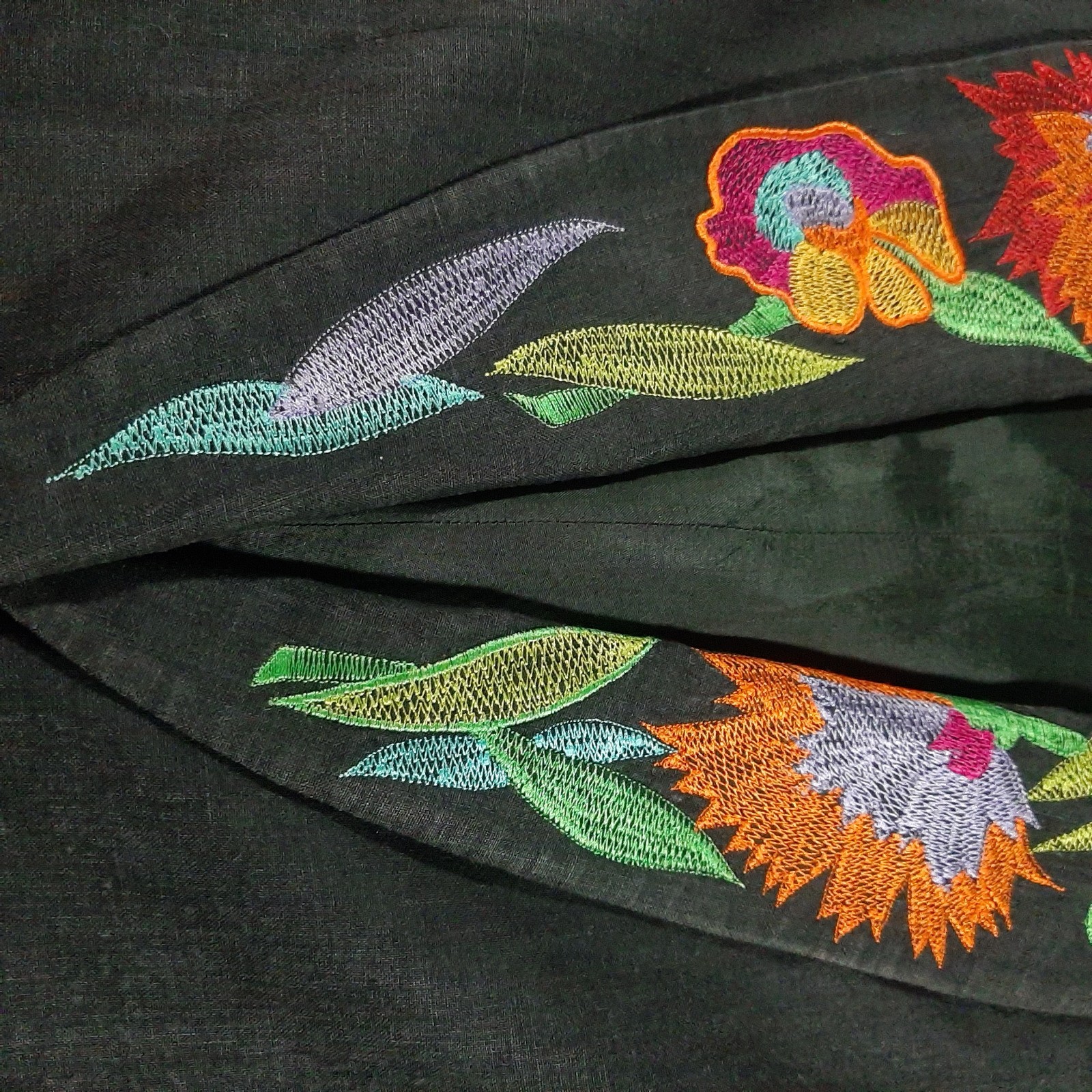 I.B. Diffusion 1990s VTG Black Linen Floral Embroidered Blazer Jacket Size S