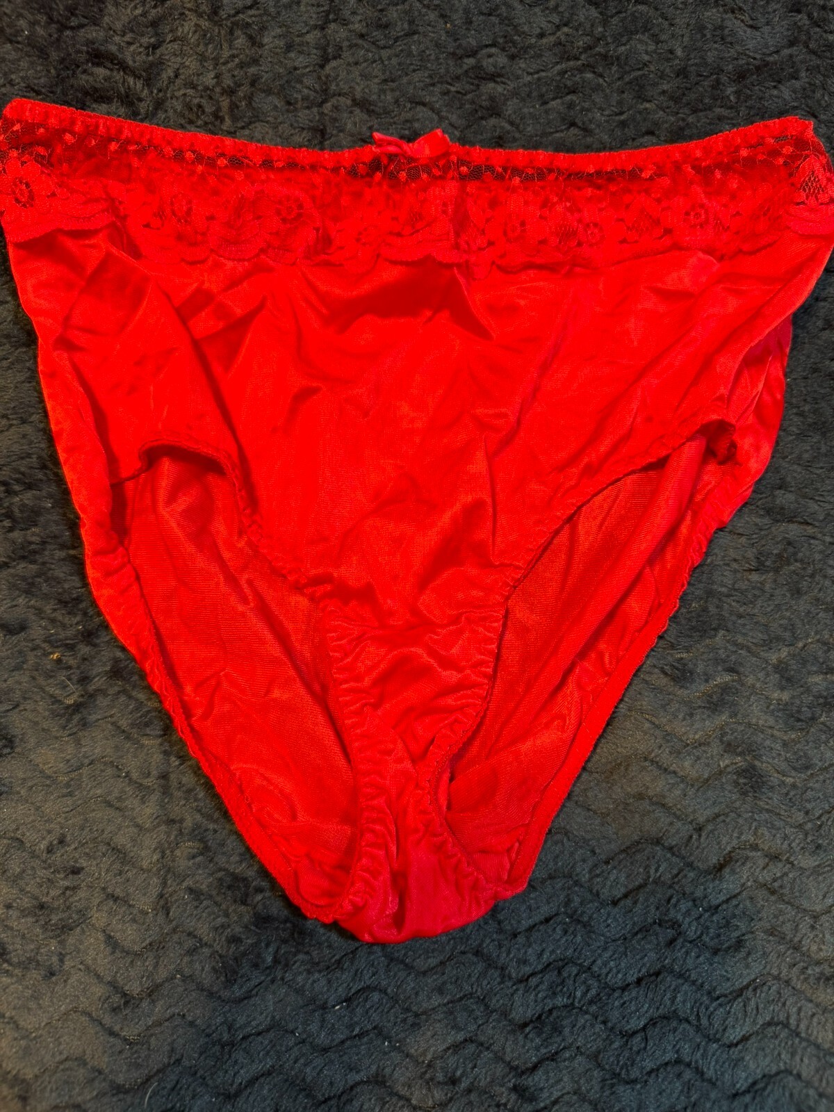 NWOT TRUE VINTAGE ST TROPEZ SATIN NYLON LACE WAIST GREAT CONDITION 7 LARGE BRIEF