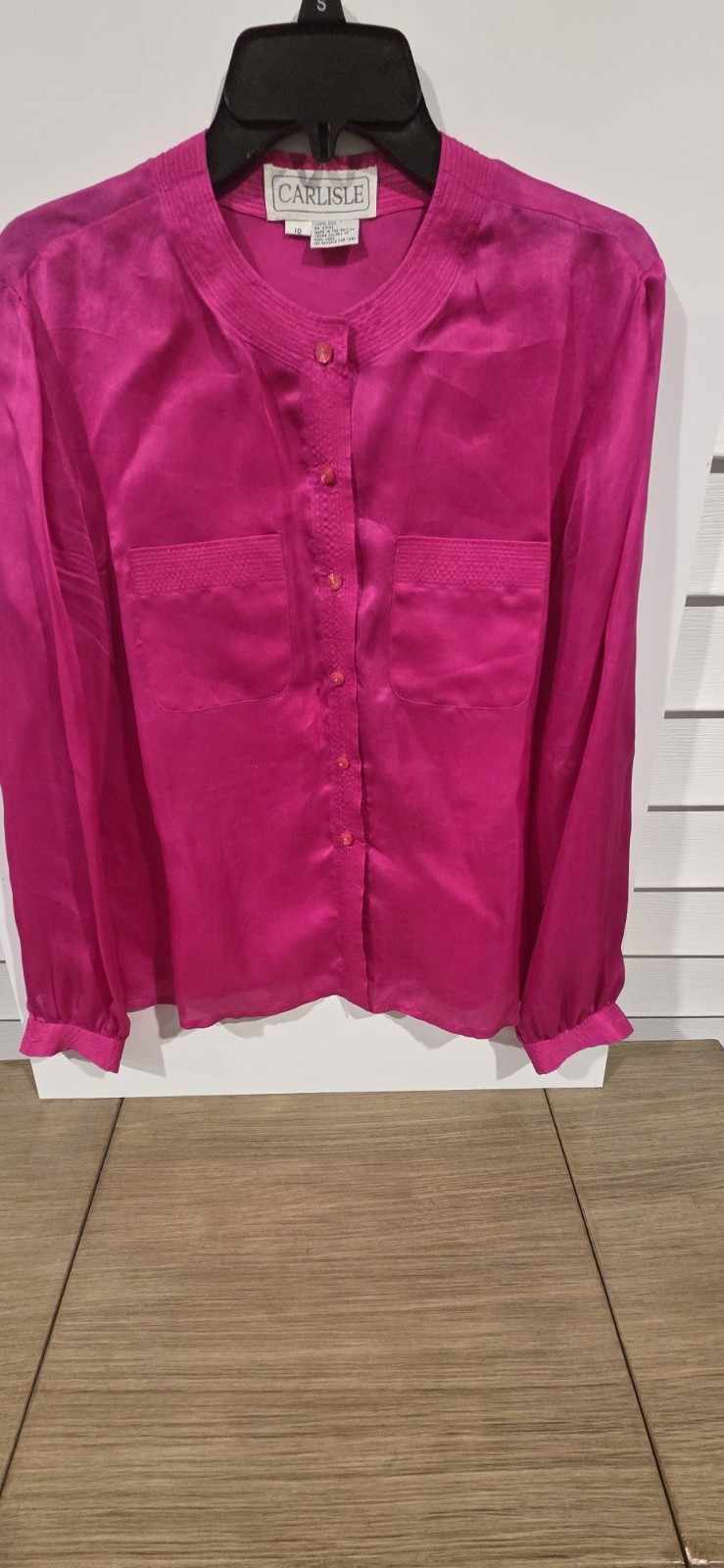 Carlisle Vintage Fushia Silk button up Blouse Women’s Size 10